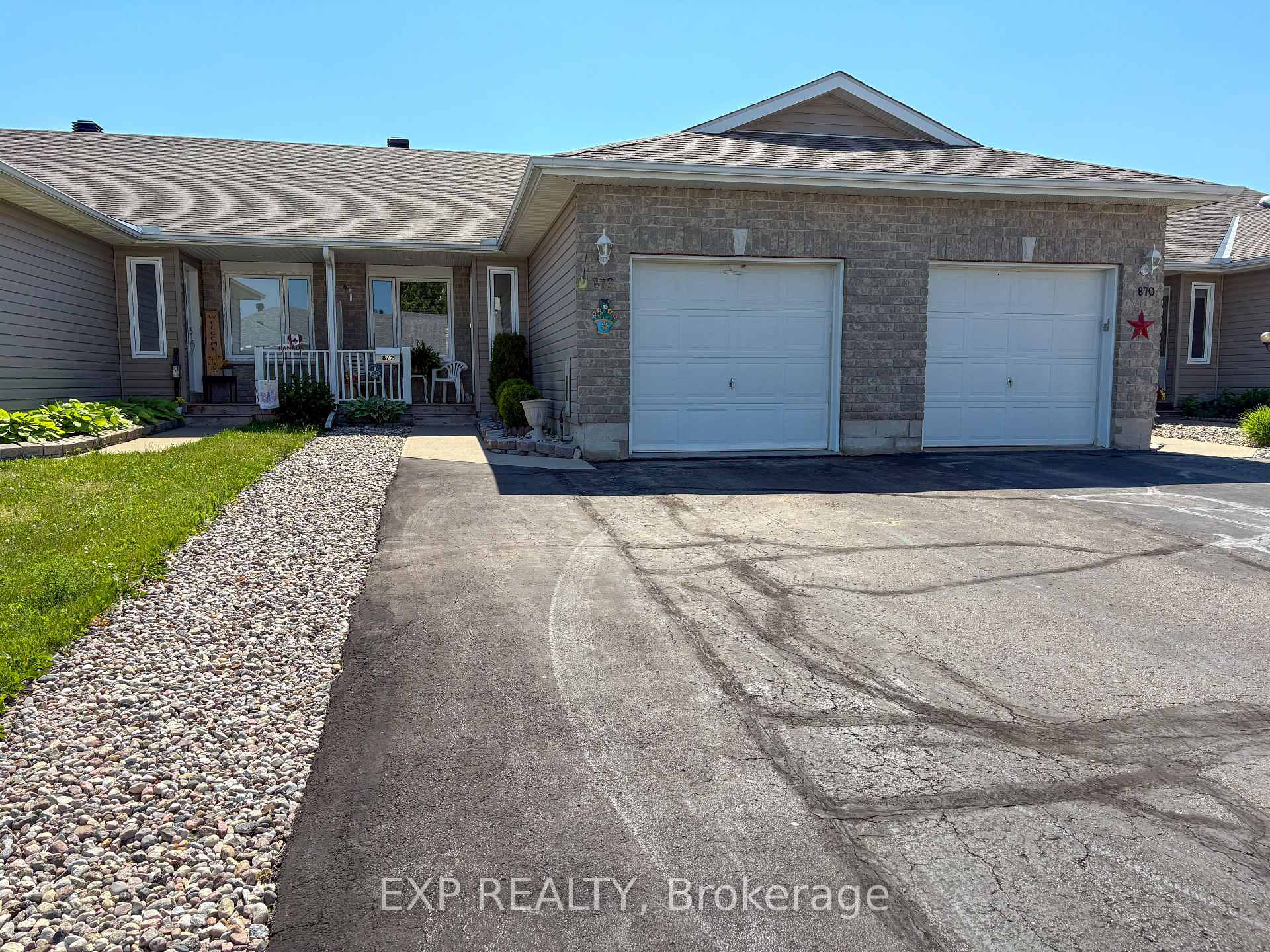Photo 1 of 872 Eighth Street, Renfrew — HOMEH