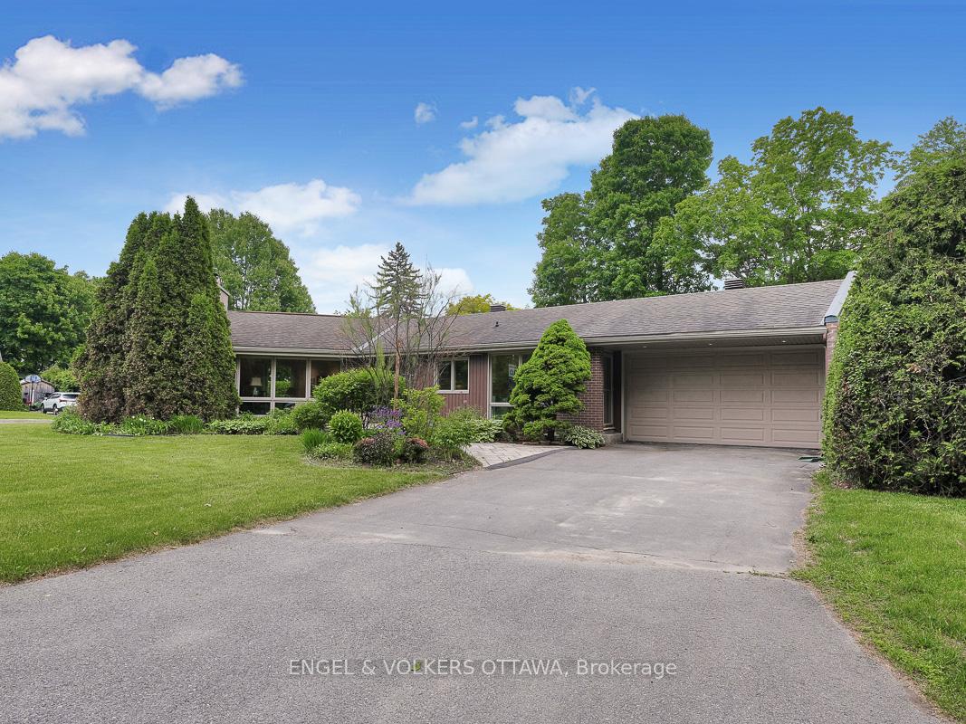 Photo 2 of 170 Sandridge Road, Ottawa, Rockcliffe — HOMEH