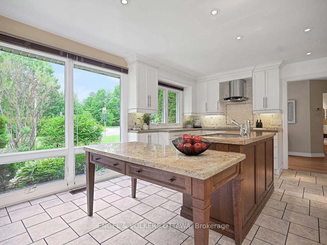 Photo 17 of 170 Sandridge Road, Ottawa, Rockcliffe — HOMEH
