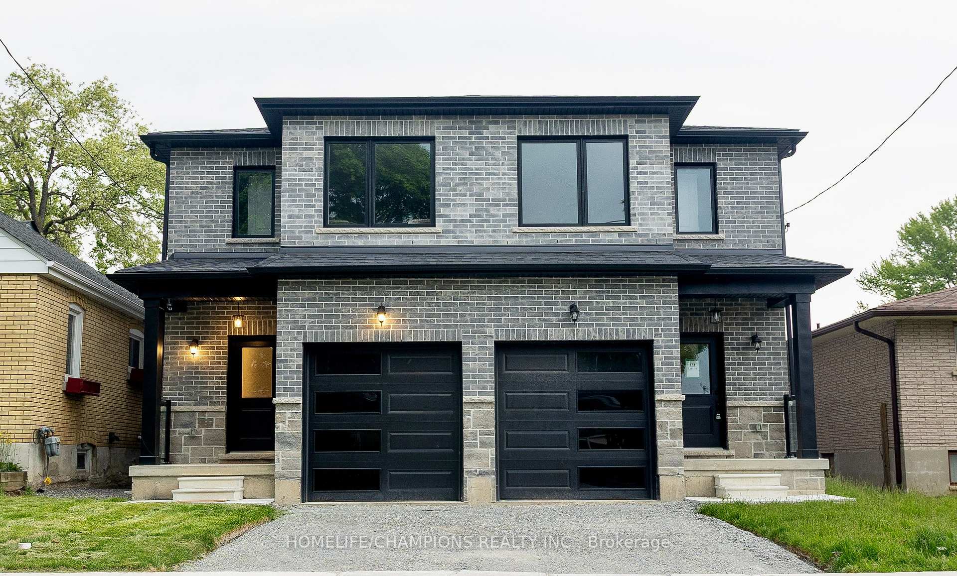 Front of 129 Guelph Street