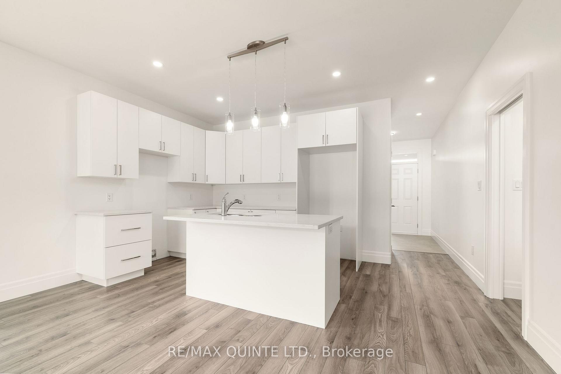 Photo 9 of 81 George Wright Boulevard, Prince Edward County, Hallowell Ward — HOMEH