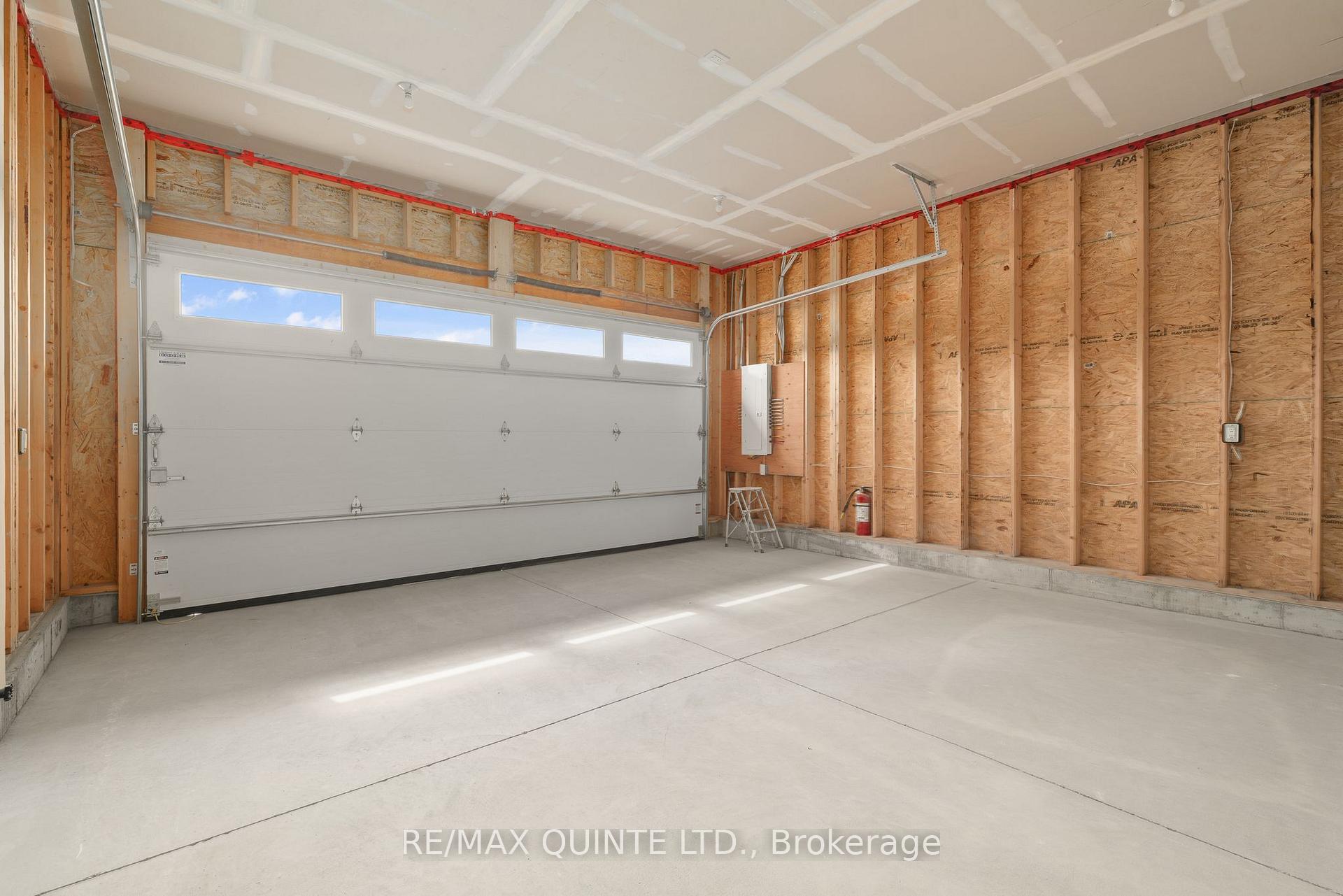 Photo 27 of 81 George Wright Boulevard, Prince Edward County, Hallowell Ward — HOMEH