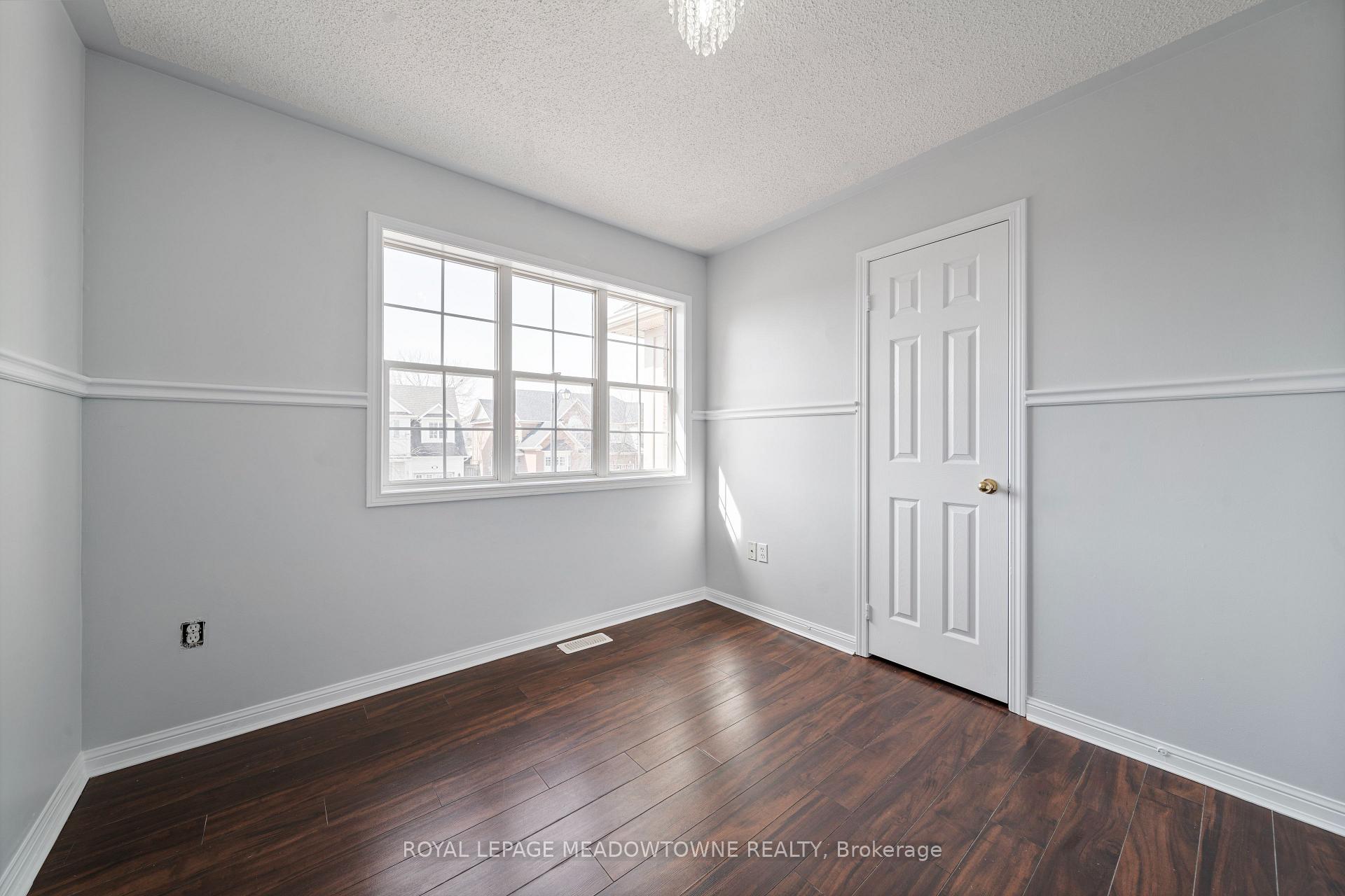 Photo 15 of 433 Baverstock Crescent, Milton, Clarke — HOMEH