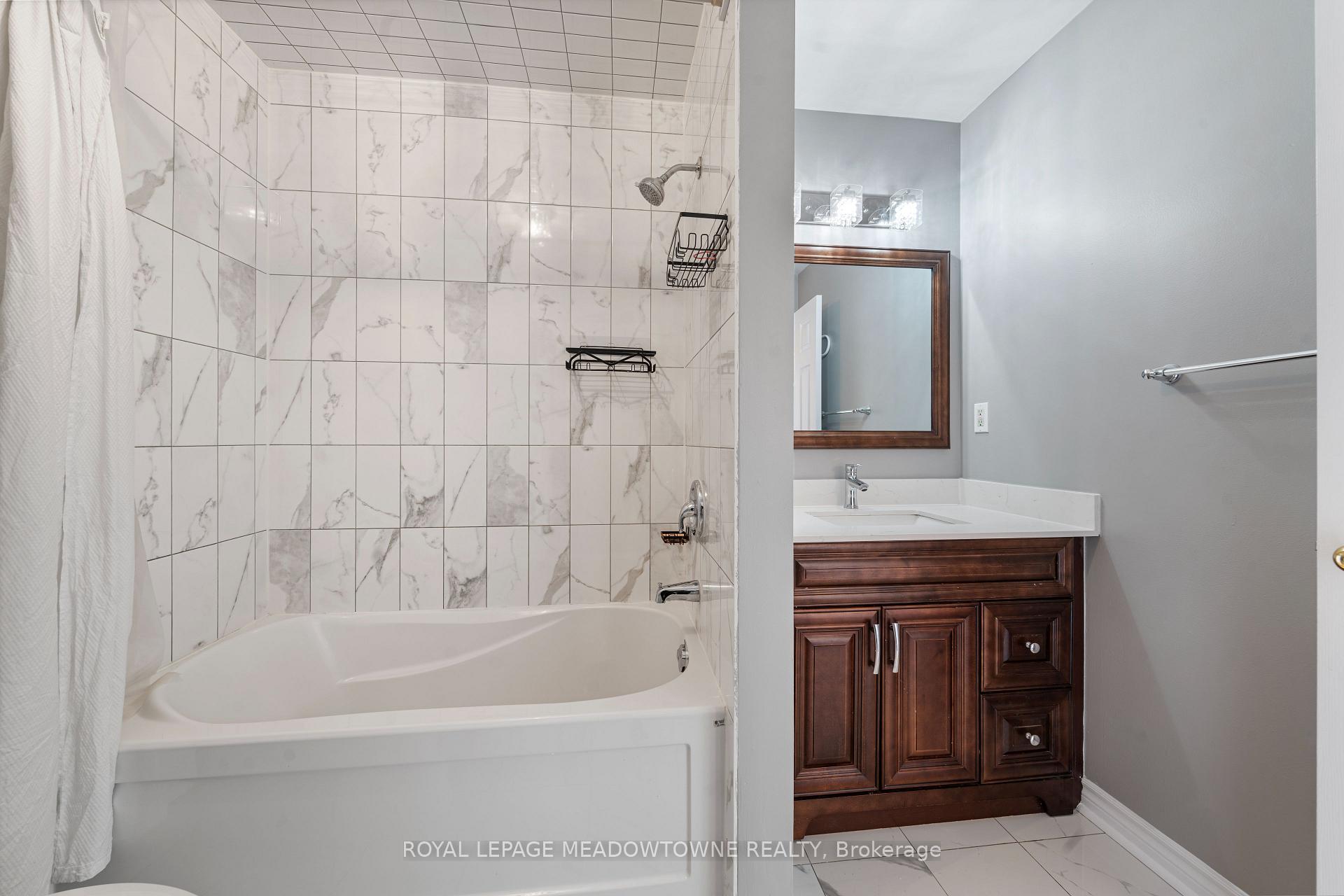 Photo 19 of 433 Baverstock Crescent, Milton, Clarke — HOMEH