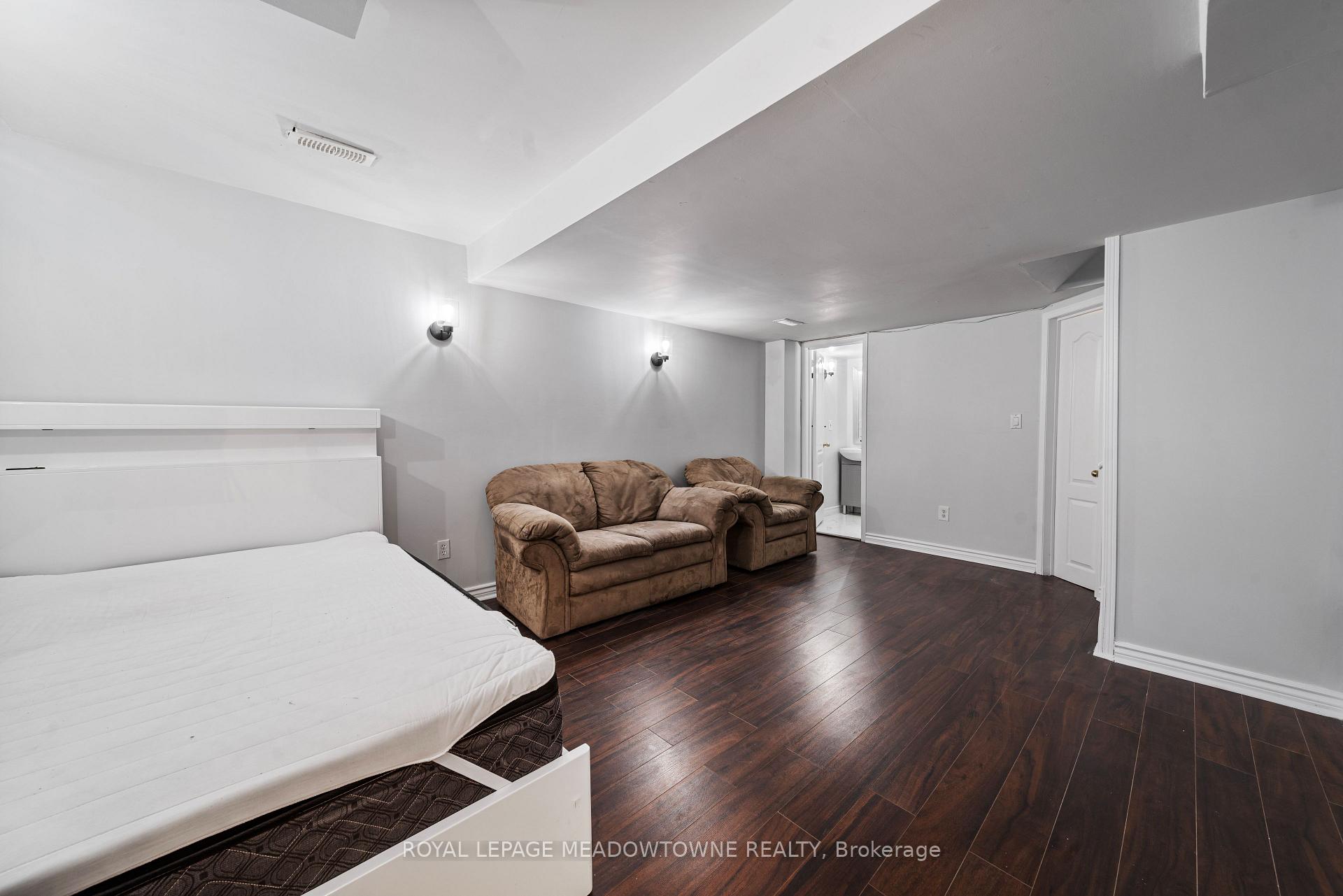 Photo 25 of 433 Baverstock Crescent, Milton, Clarke — HOMEH