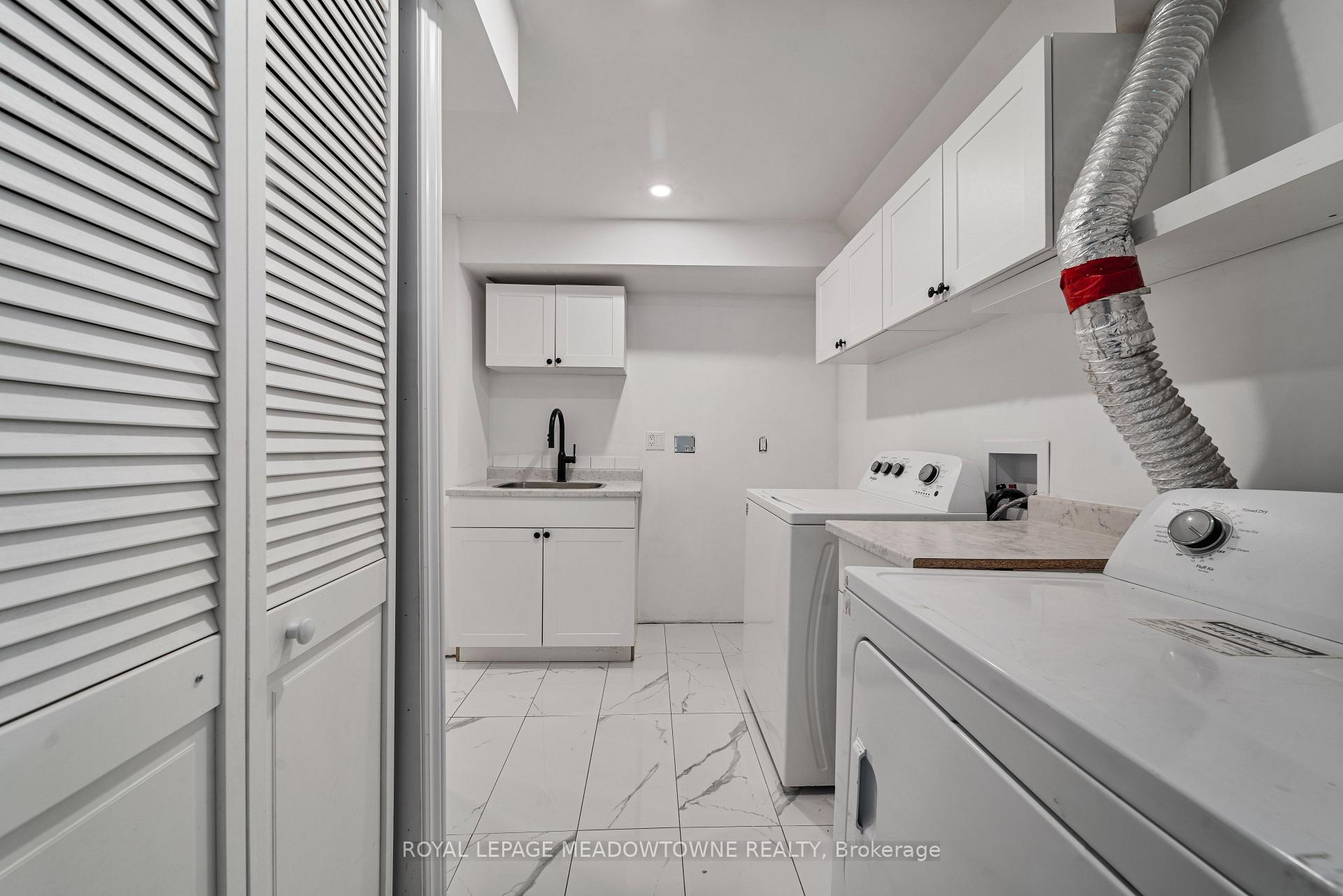 Photo 26 of 433 Baverstock Crescent, Milton, Clarke — HOMEH