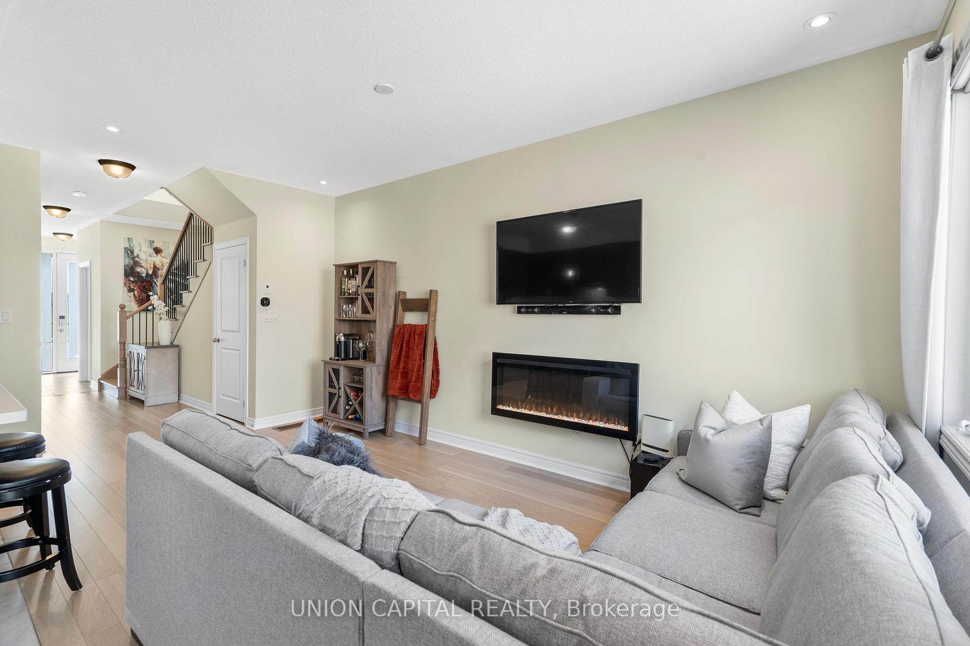 Photo 12 of 1150 Drawstring Lane, Pickering, Rural Pickering — HOMEH