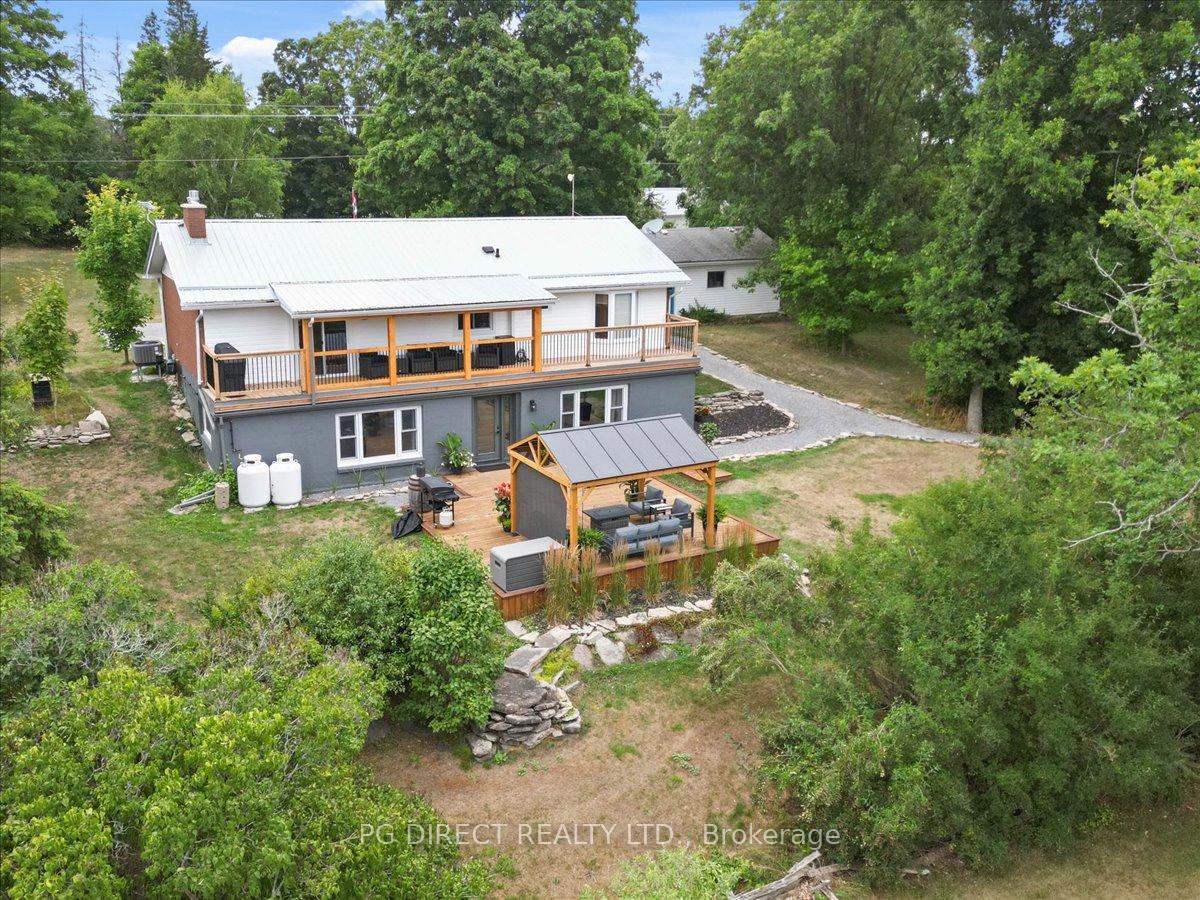 Photo 2 of 2256 County Rd 8, Prince Edward County, Picton Ward — HOMEH