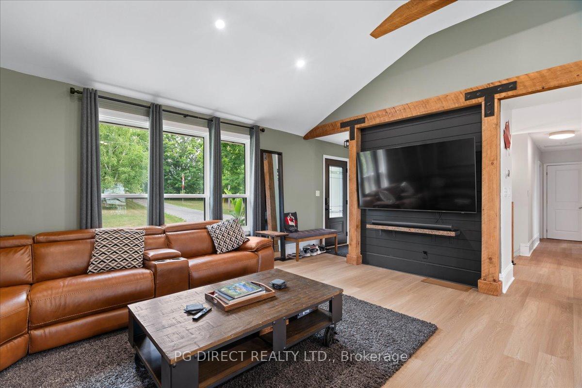 Photo 4 of 2256 County Rd 8, Prince Edward County, Picton Ward — HOMEH