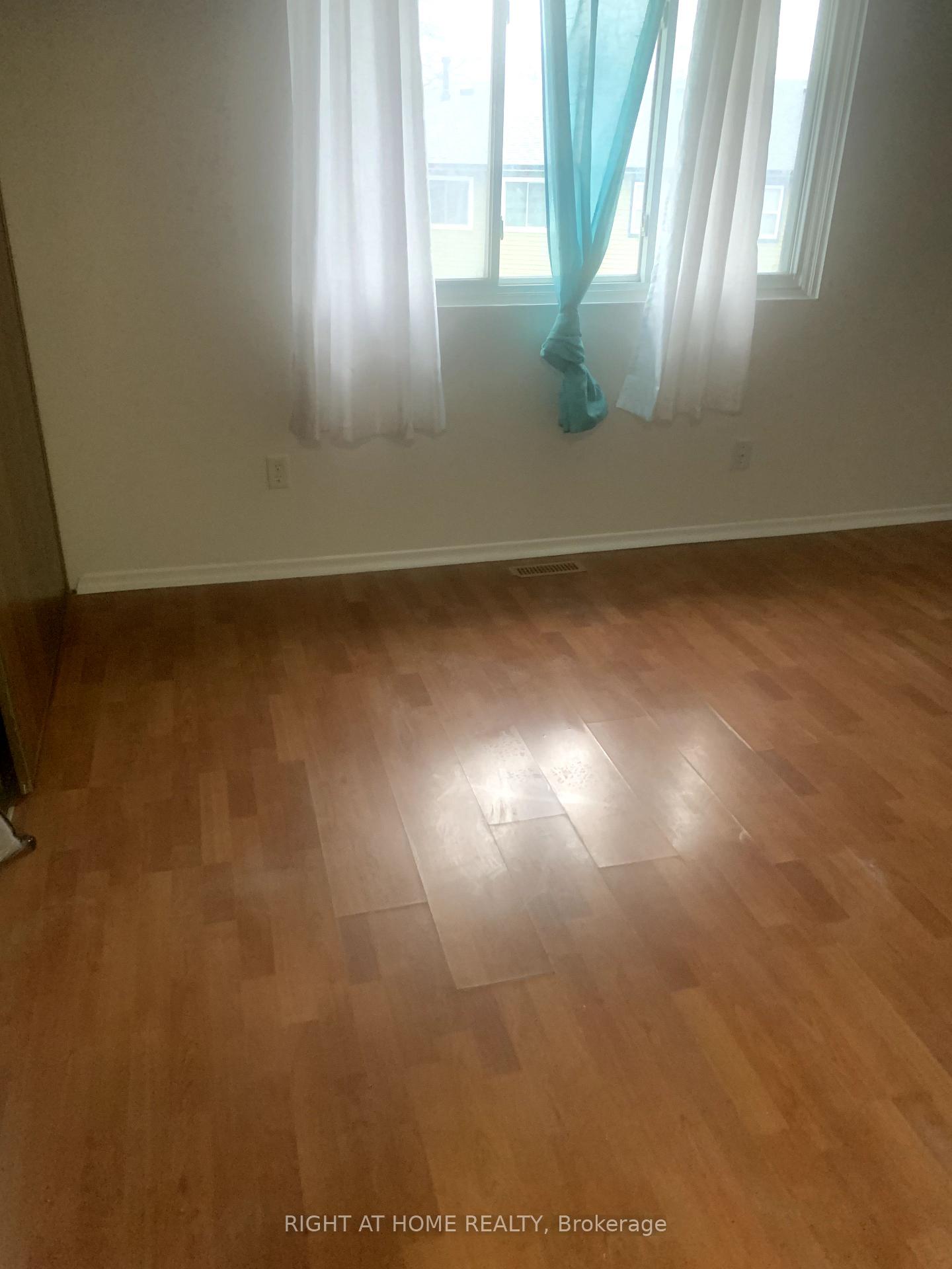 Photo 20 of 369 Calvert Court, Oshawa, Lakeview — HOMEH