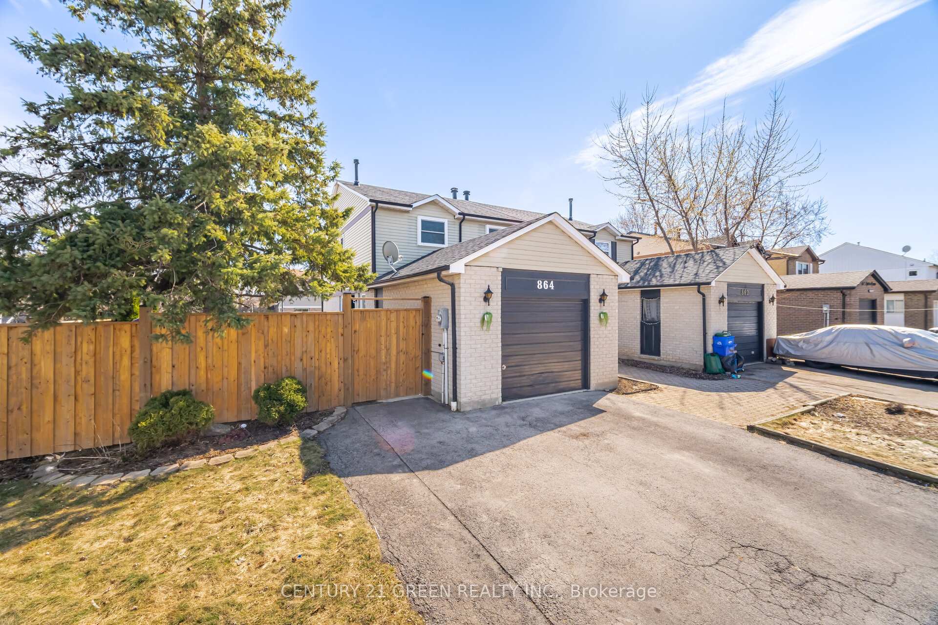 Photo 5 of 864 Laurier Avenue, Milton, Timberlea — HOMEH