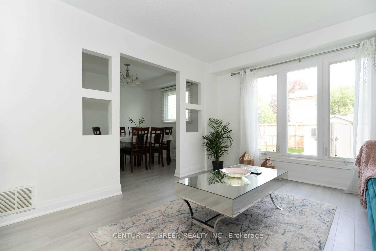 Photo 6 of 864 Laurier Avenue, Milton, Timberlea — HOMEH