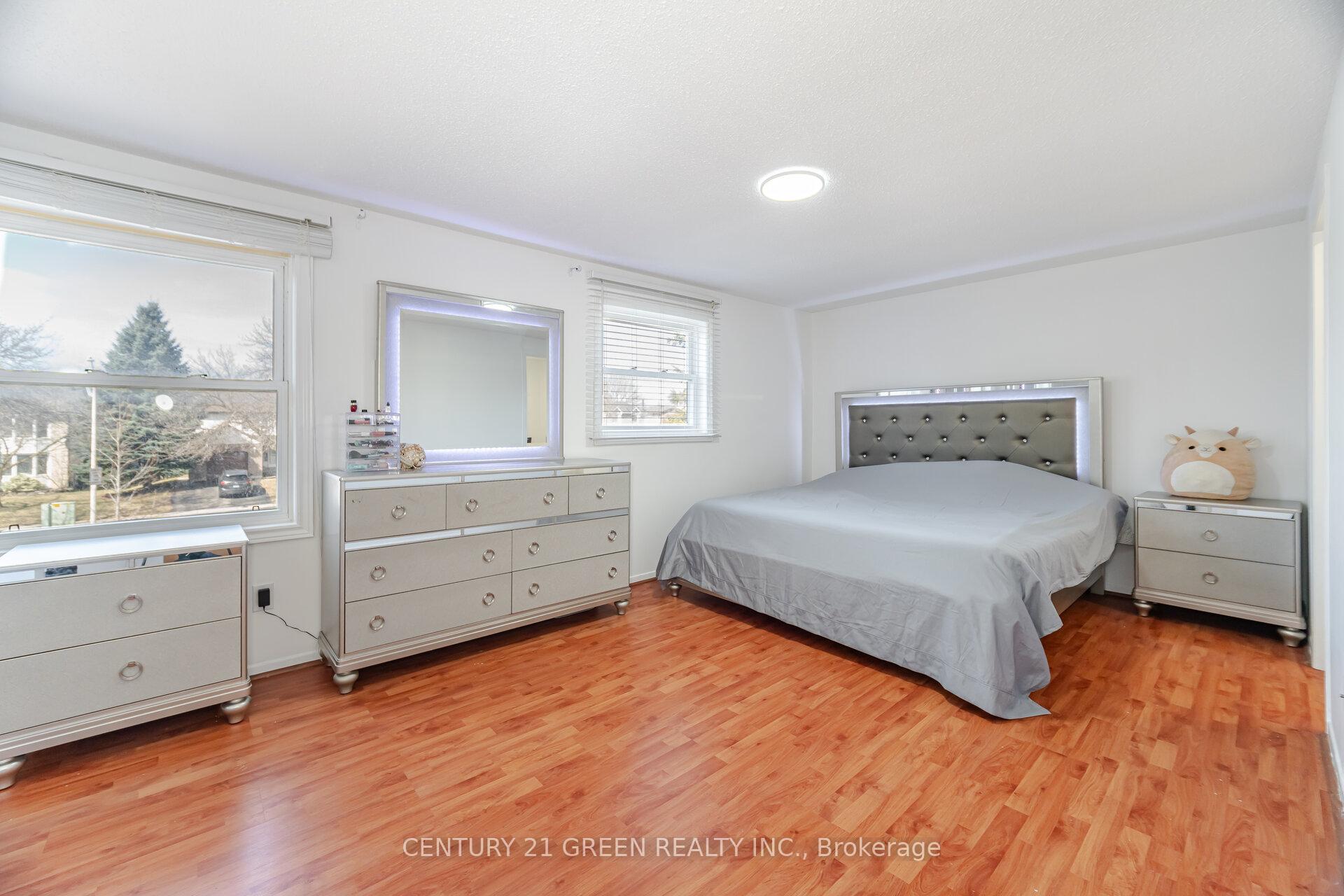 Photo 24 of 864 Laurier Avenue, Milton, Timberlea — HOMEH