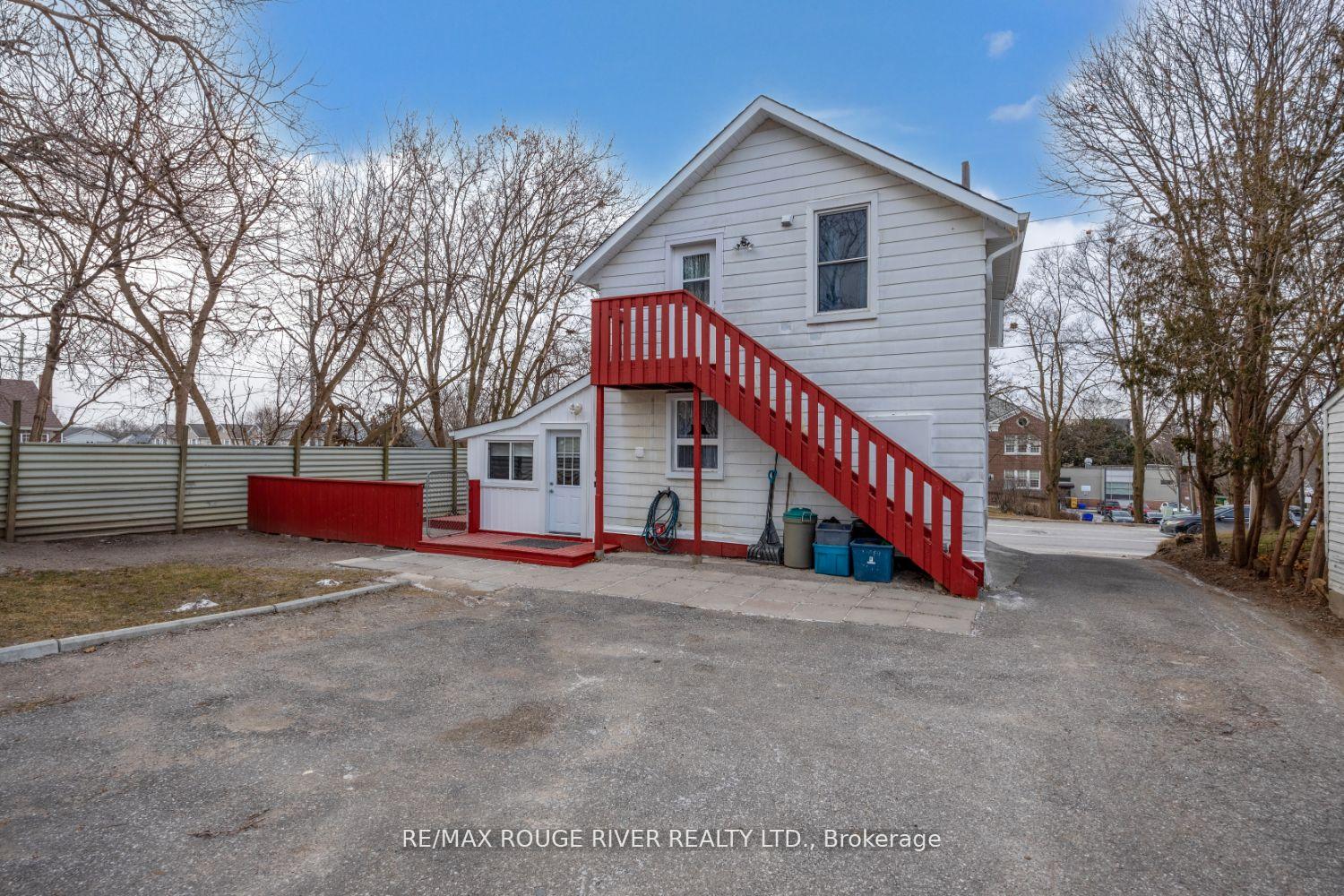 Photo 18 of 309 Centre Street S, Oshawa, Central — HOMEH