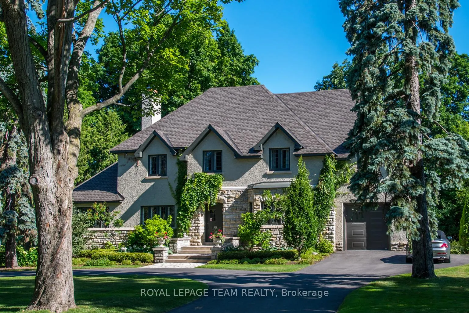Photo 1 of 251 Park Road, Ottawa, Rockcliffe — HOMEH