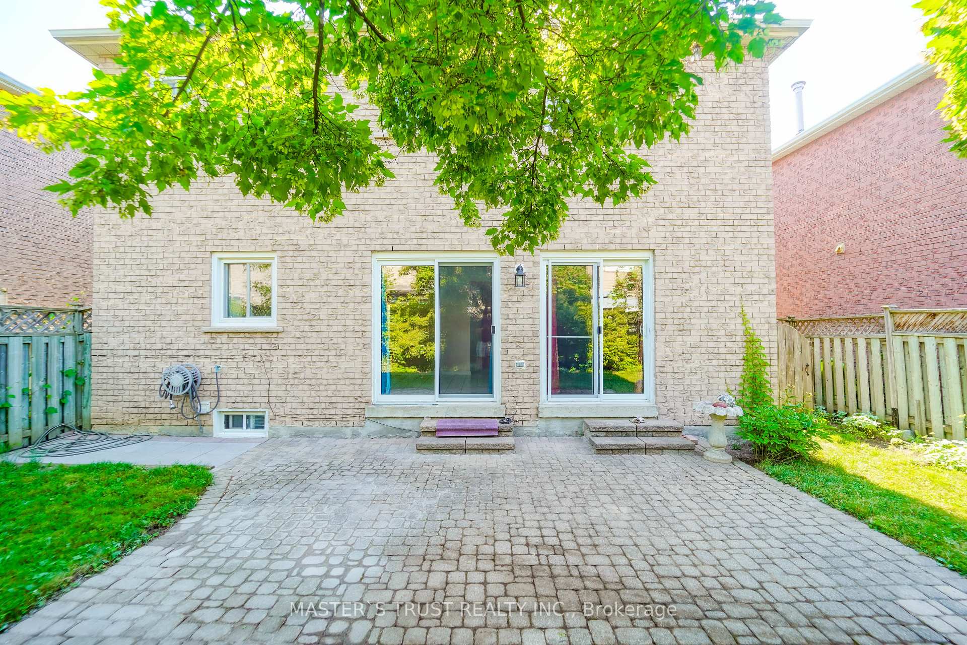 Photo 8 of 2380 Denvale Drive, Pickering, Brock Ridge — HOMEH