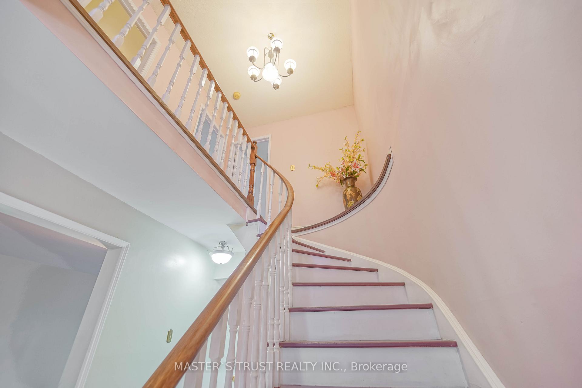 Photo 22 of 2380 Denvale Drive, Pickering, Brock Ridge — HOMEH
