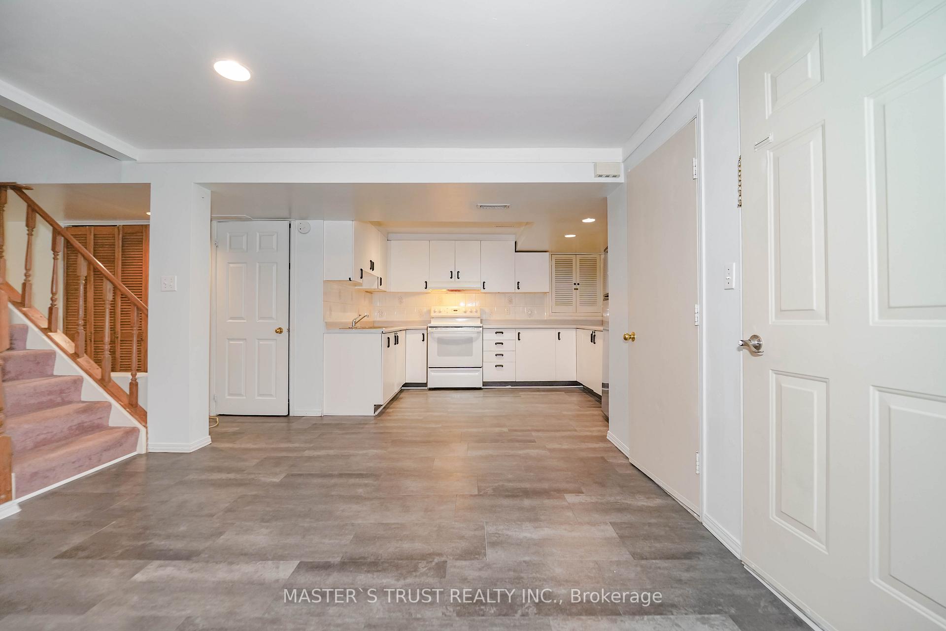 Photo 26 of 2380 Denvale Drive, Pickering, Brock Ridge — HOMEH