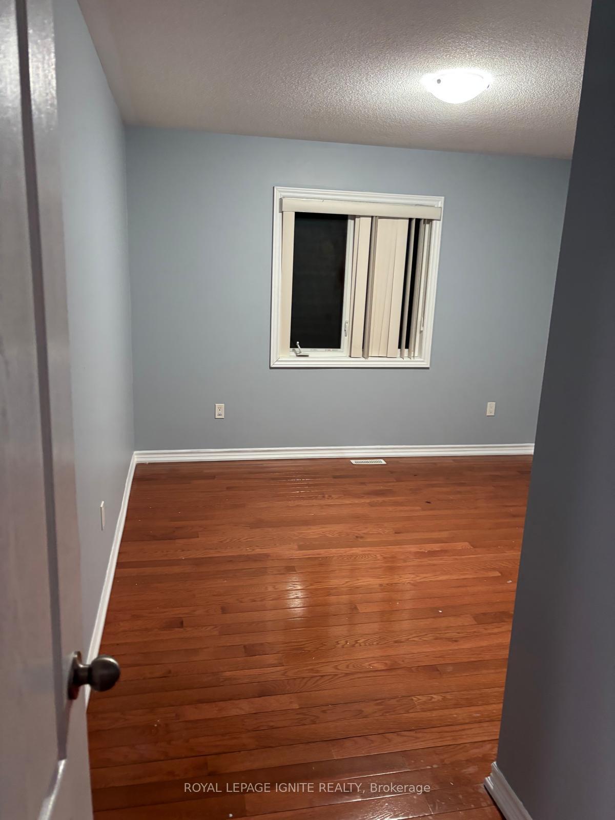 Photo 16 of 1854 Douglas Langtree Drive, Oshawa, Taunton — HOMEH