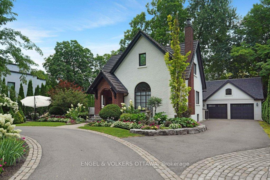 Photo 1 of 386 Ashbury Road, Ottawa, Rockcliffe — HOMEH