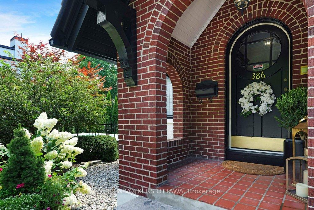 Photo 3 of 386 Ashbury Road, Ottawa, Rockcliffe — HOMEH