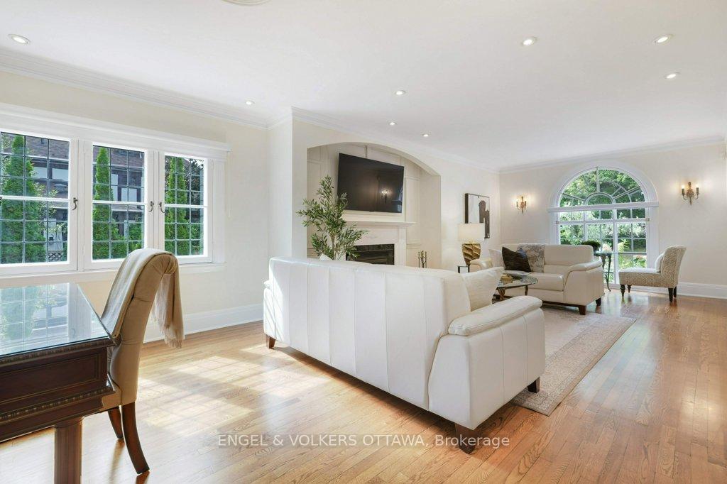 Photo 7 of 386 Ashbury Road, Ottawa, Rockcliffe — HOMEH
