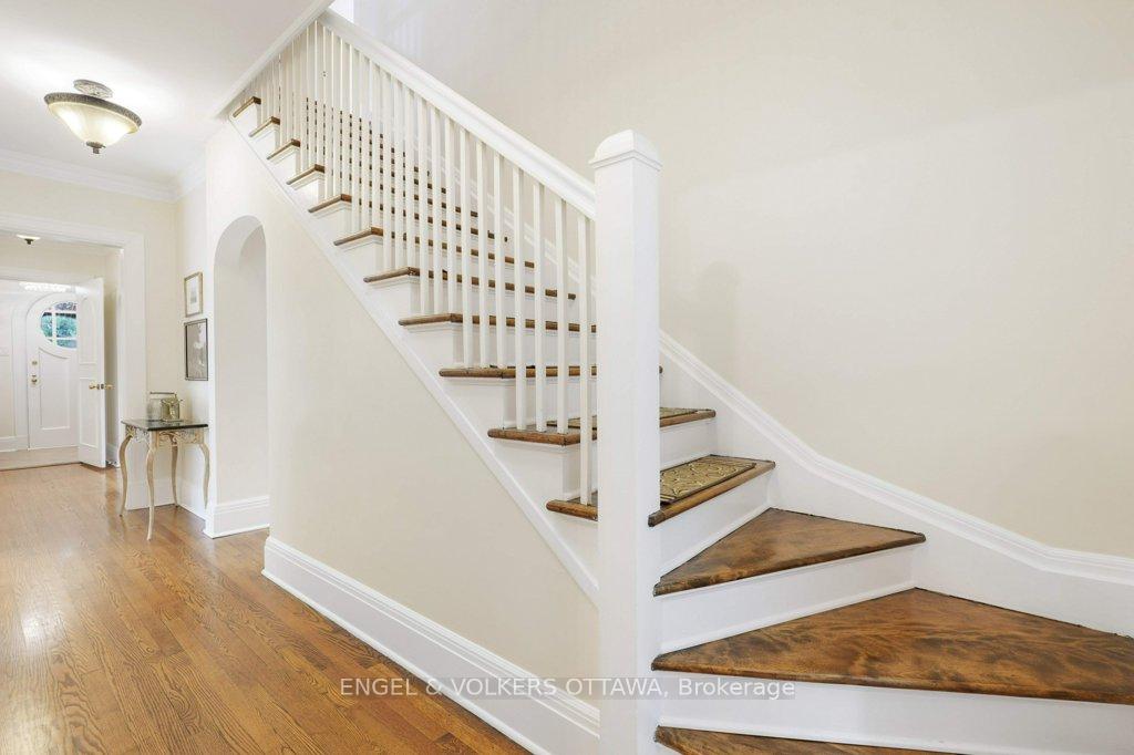Photo 16 of 386 Ashbury Road, Ottawa, Rockcliffe — HOMEH