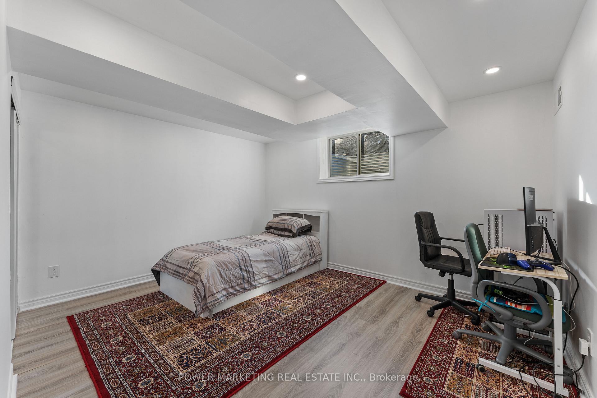 Photo 24 of 502 Strasbourg Street, Ottawa, Avalon West — HOMEH
