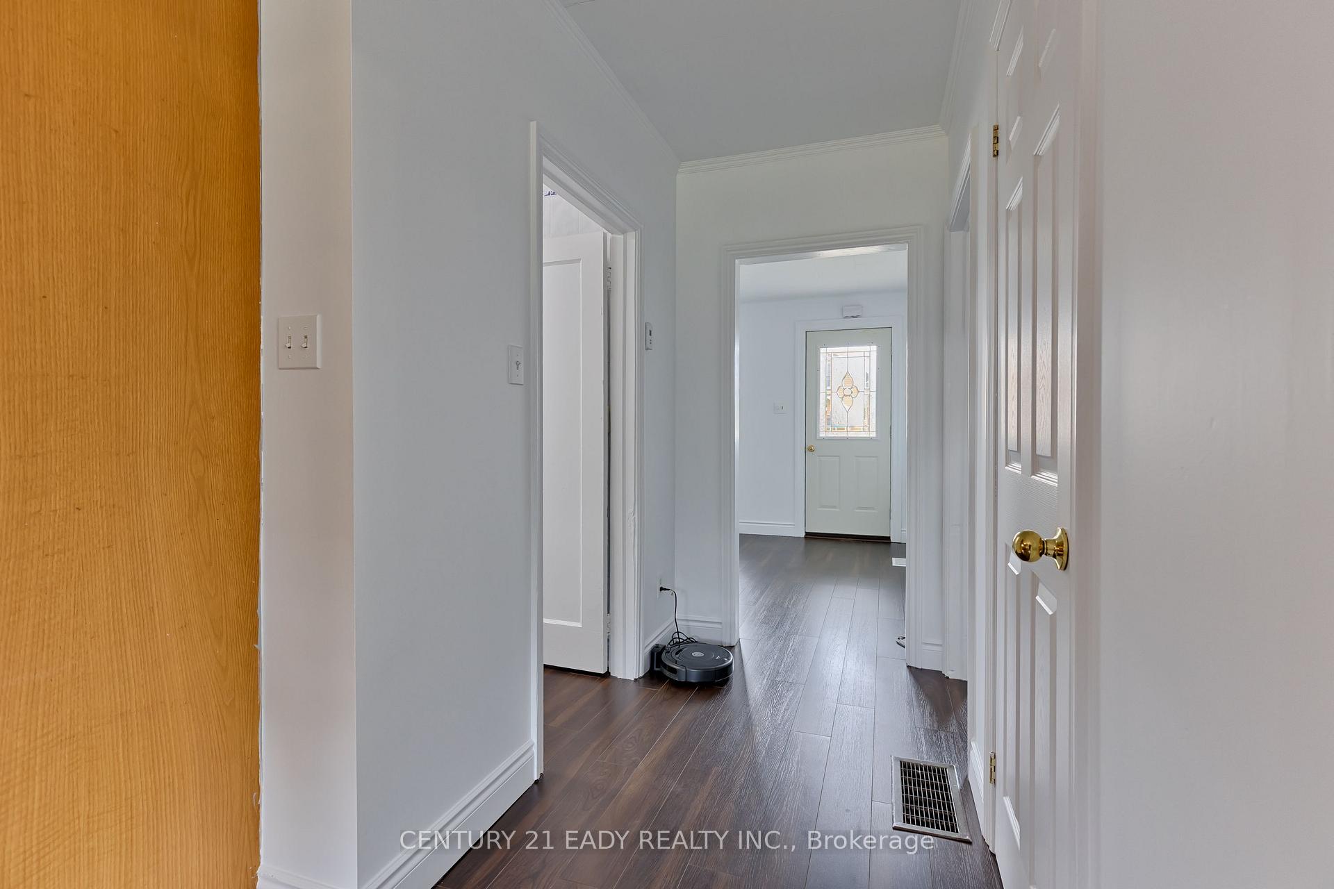 Photo 21 of 424 Moore Street, Renfrew — HOMEH