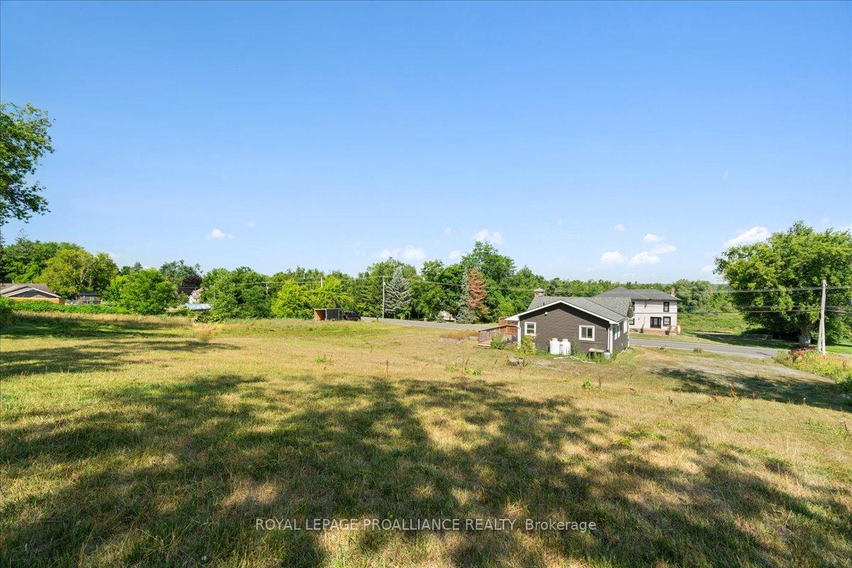 Photo 24 of 2237 County Rd 3, Prince Edward County, Ameliasburgh — HOMEH