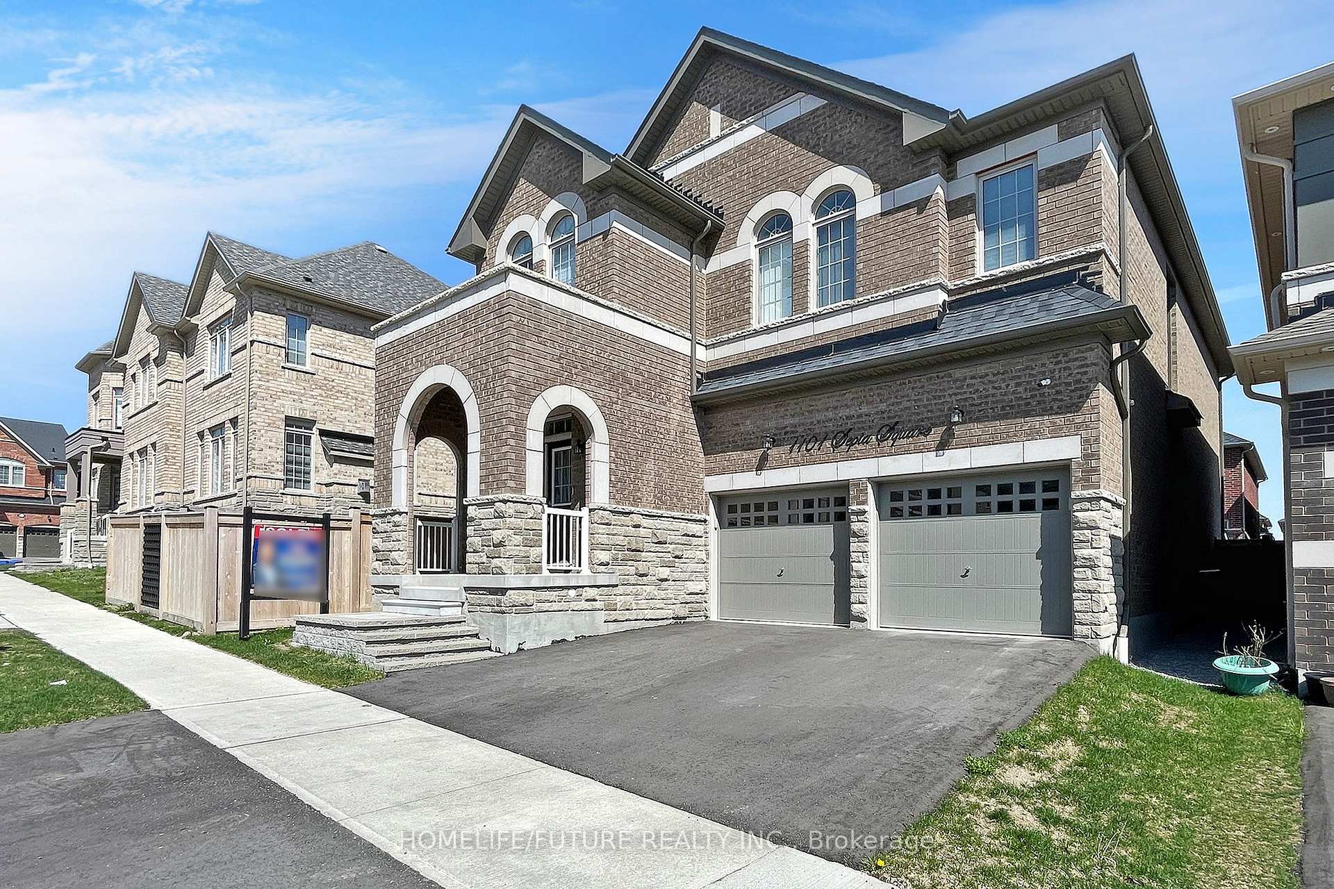 Photo 2 of Unit Main & 2 flr, 1101 Sepia Square, Pickering, Rural Pickering — HOMEH