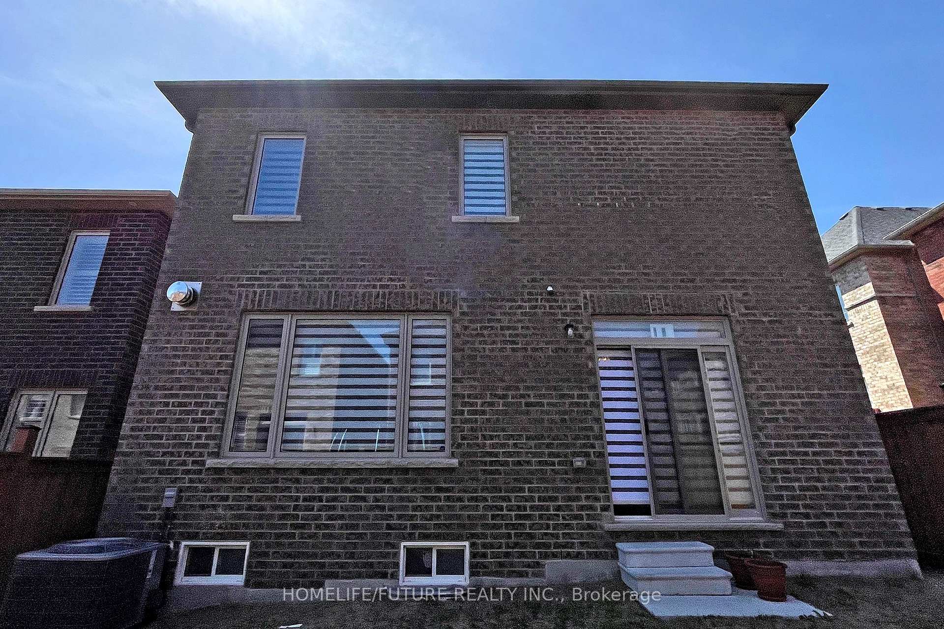 Photo 22 of Unit Main & 2 flr, 1101 Sepia Square, Pickering, Rural Pickering — HOMEH