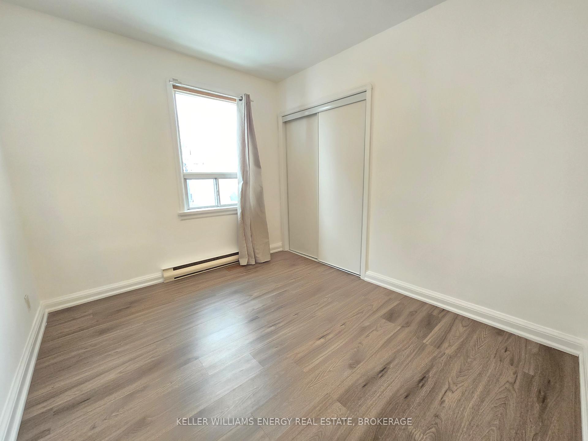 Photo 12 of Unit Upper, 204 Central Park Boulevard S, Oshawa, Central — HOMEH
