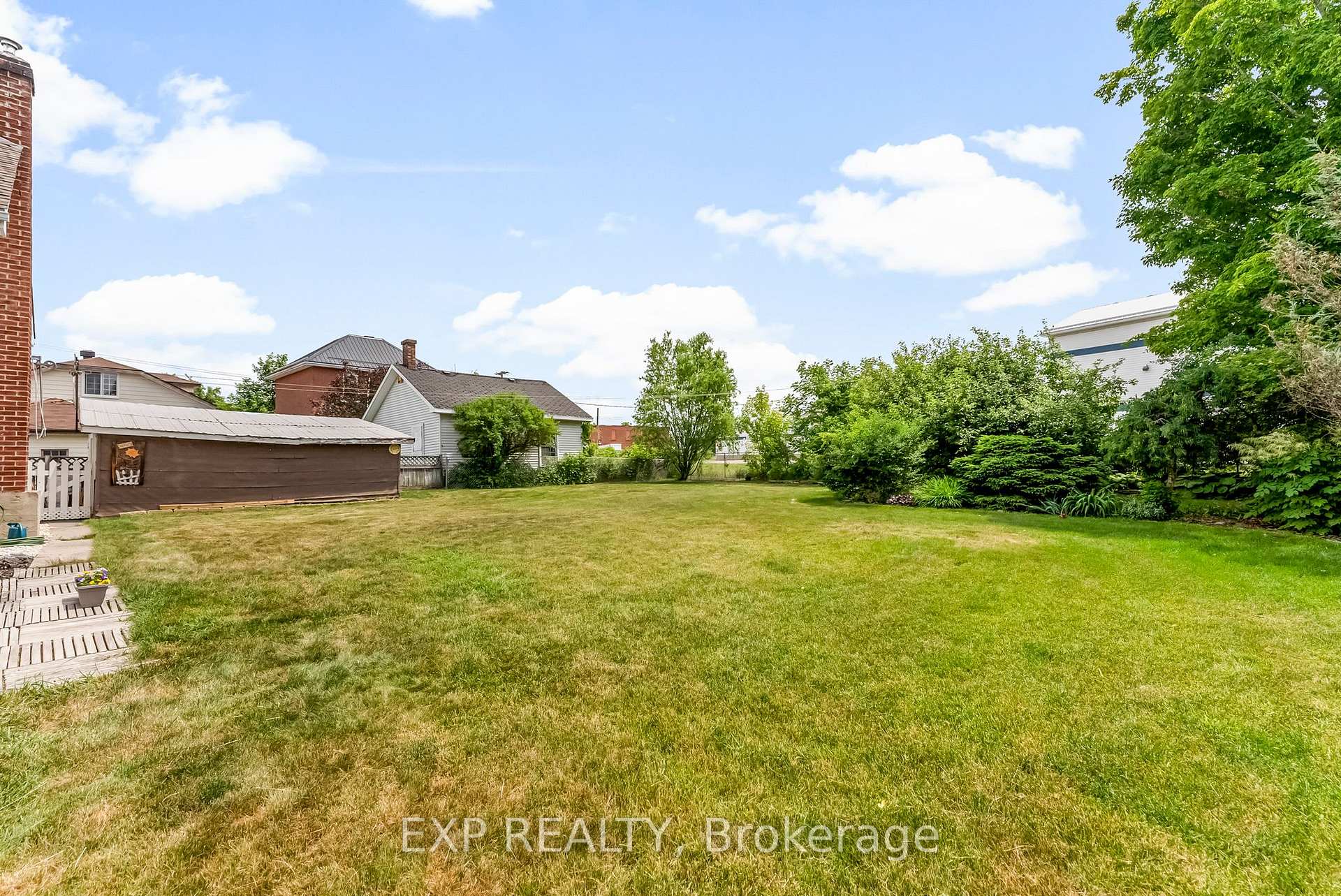 Photo 6 of 255 Arnprior Avenue, Renfrew — HOMEH