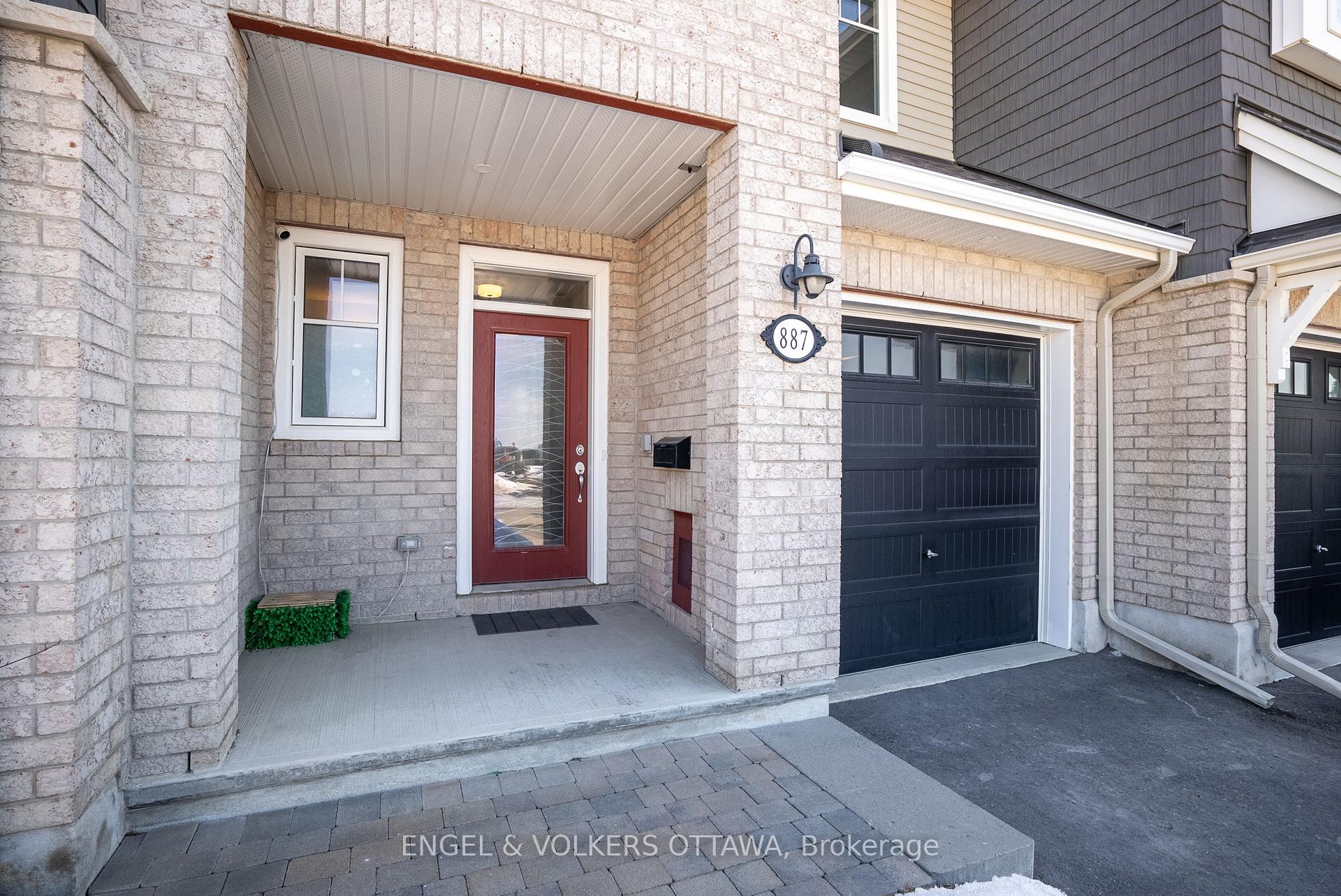 Photo 2 of 887 Antonio Farley Street, Ottawa, Camelot — HOMEH