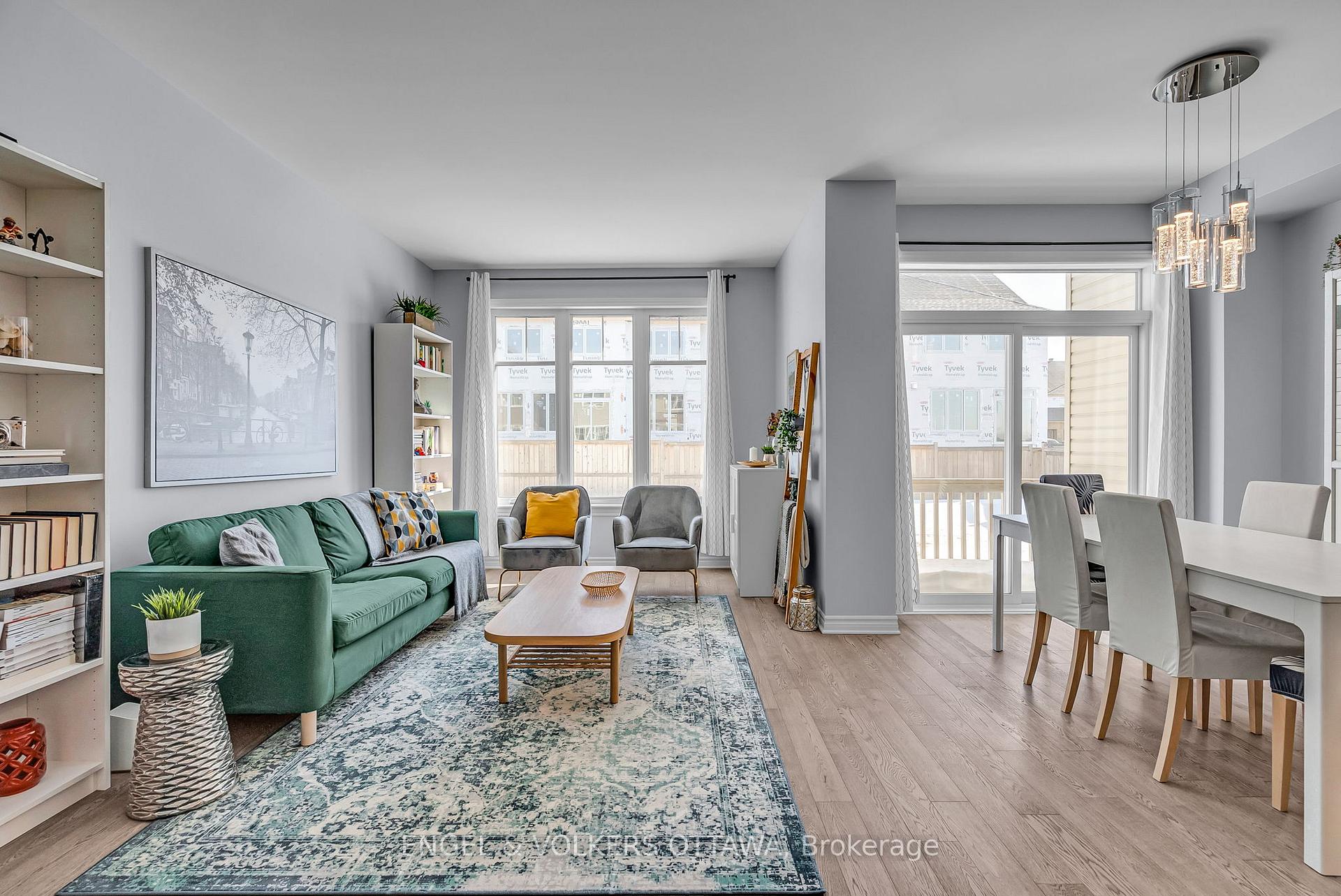 Photo 13 of 887 Antonio Farley Street, Ottawa, Camelot — HOMEH