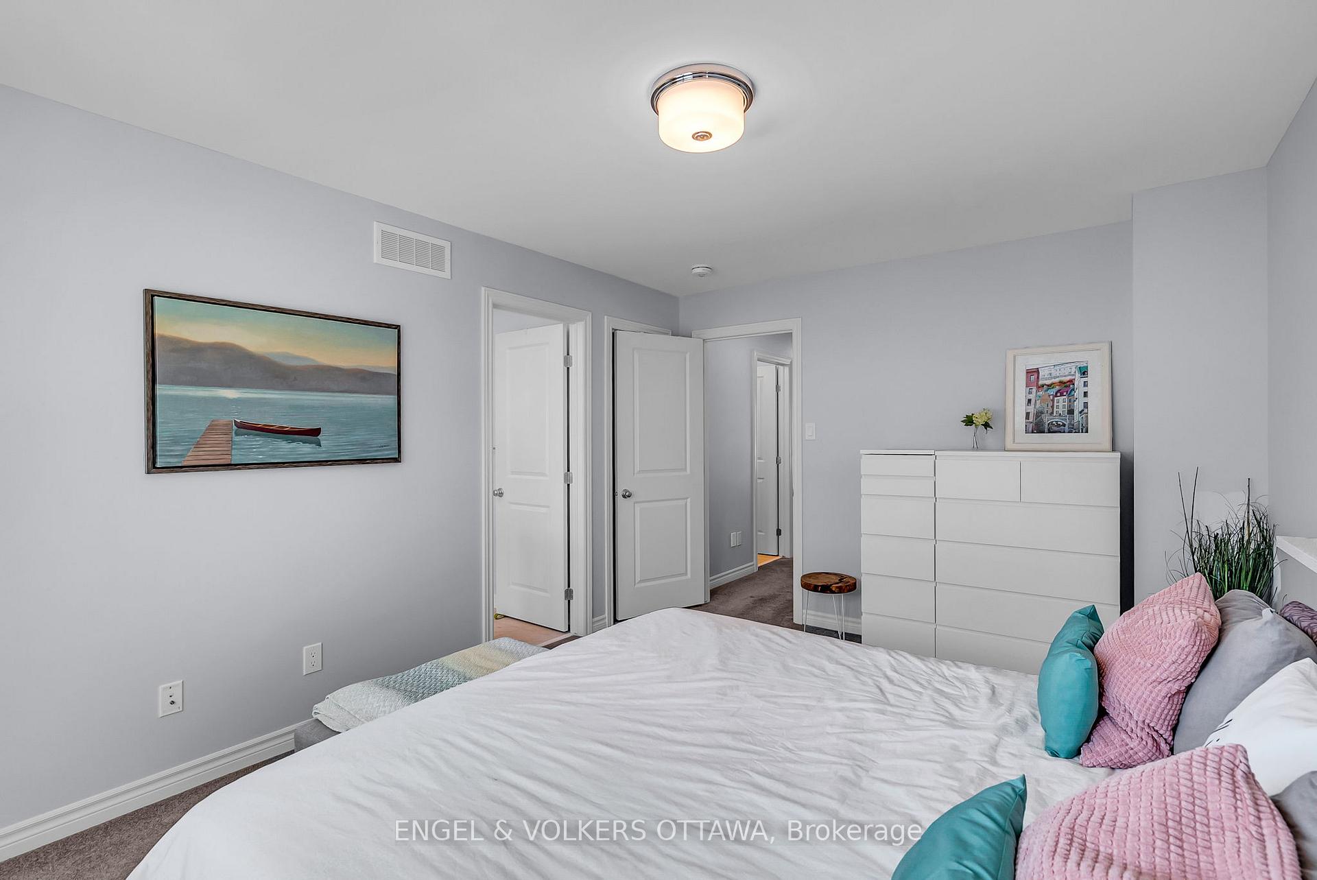 Photo 19 of 887 Antonio Farley Street, Ottawa, Camelot — HOMEH