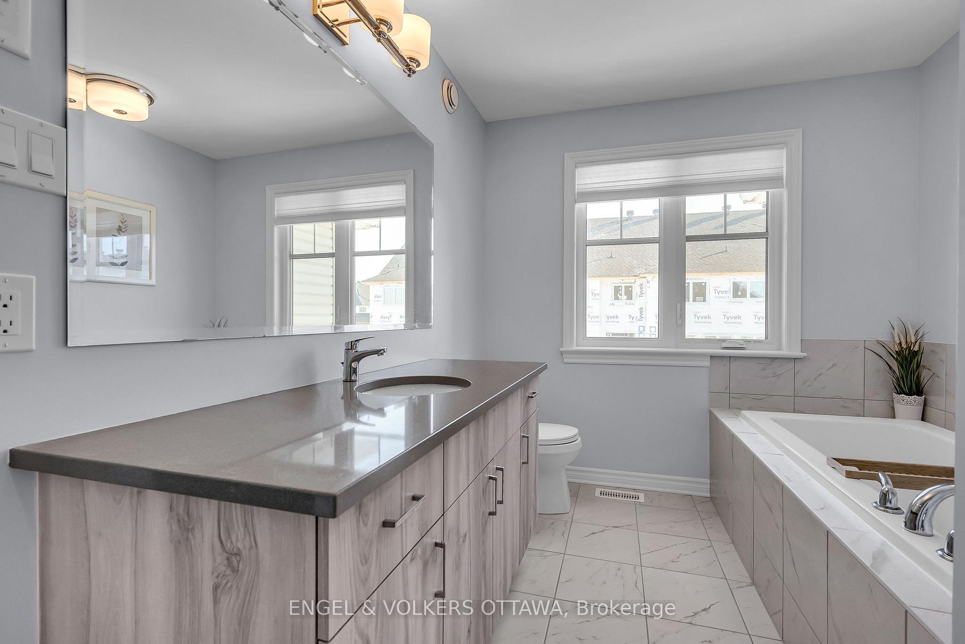 Photo 21 of 887 Antonio Farley Street, Ottawa, Camelot — HOMEH