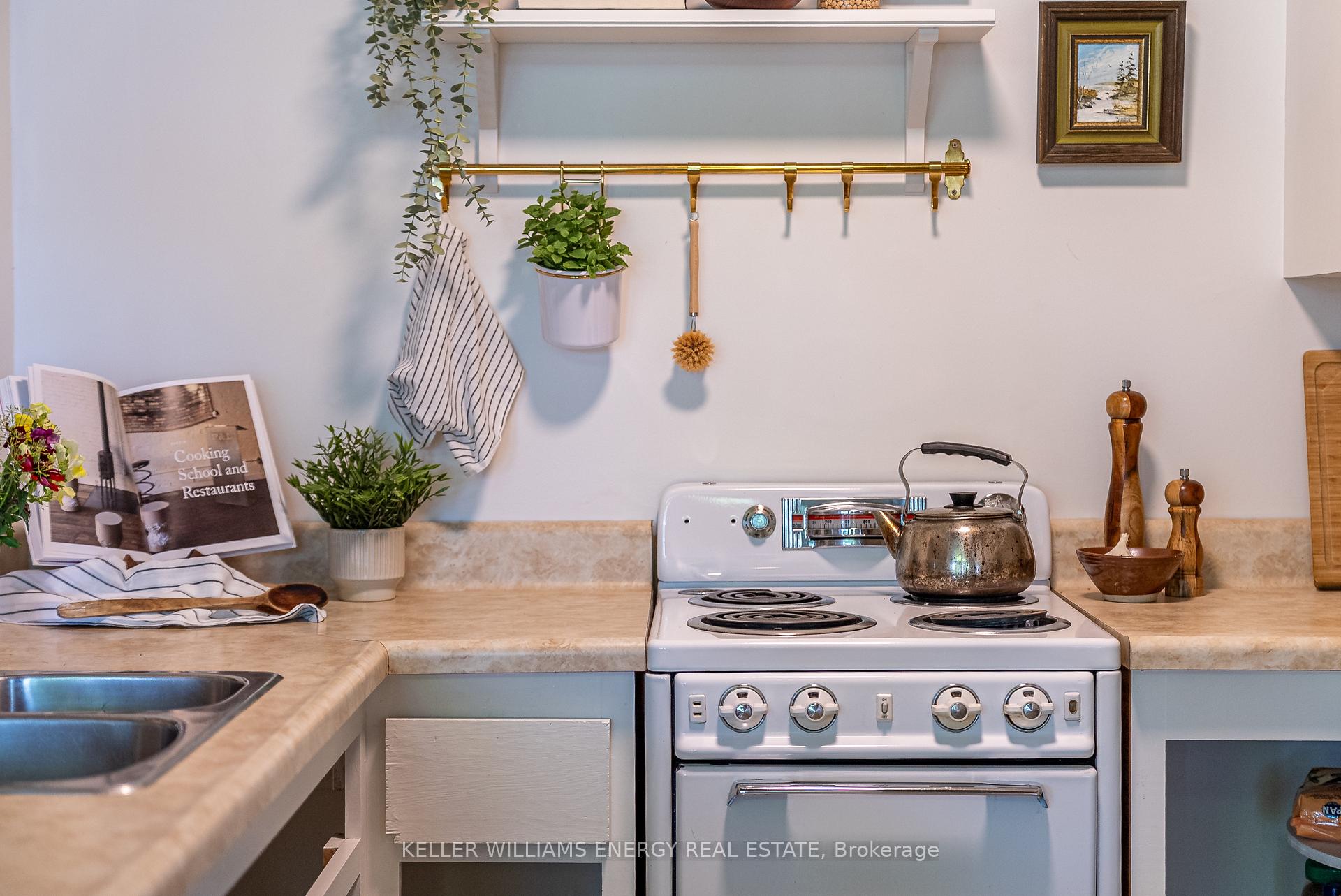 Photo 9 of 40E Goodman Crescent, Prince Edward County, South Marysburg Ward — HOMEH