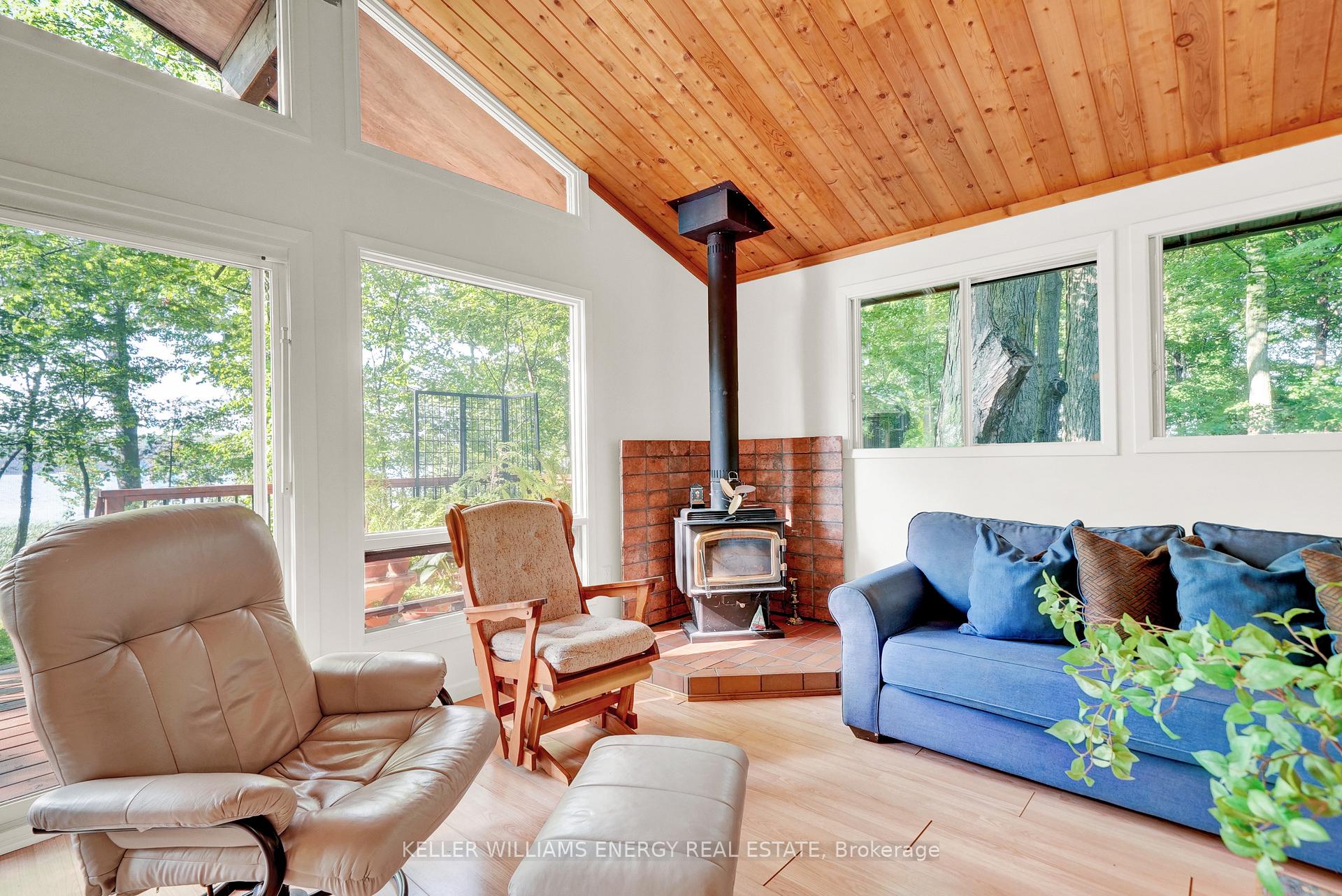 Photo 16 of 40E Goodman Crescent, Prince Edward County, South Marysburg Ward — HOMEH