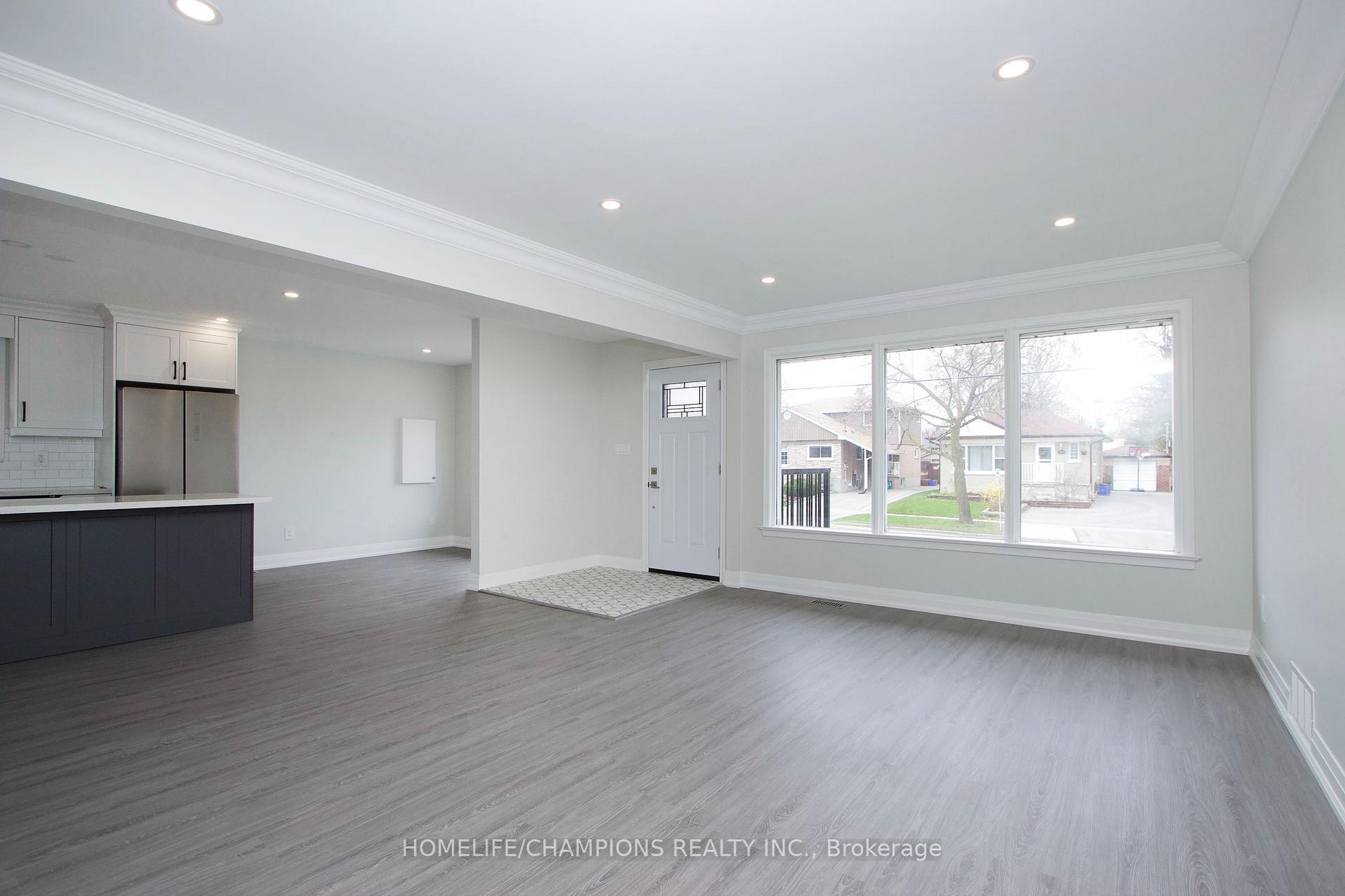 Photo 4 of 632 Olive Avenue, Oshawa, Donevan — HOMEH