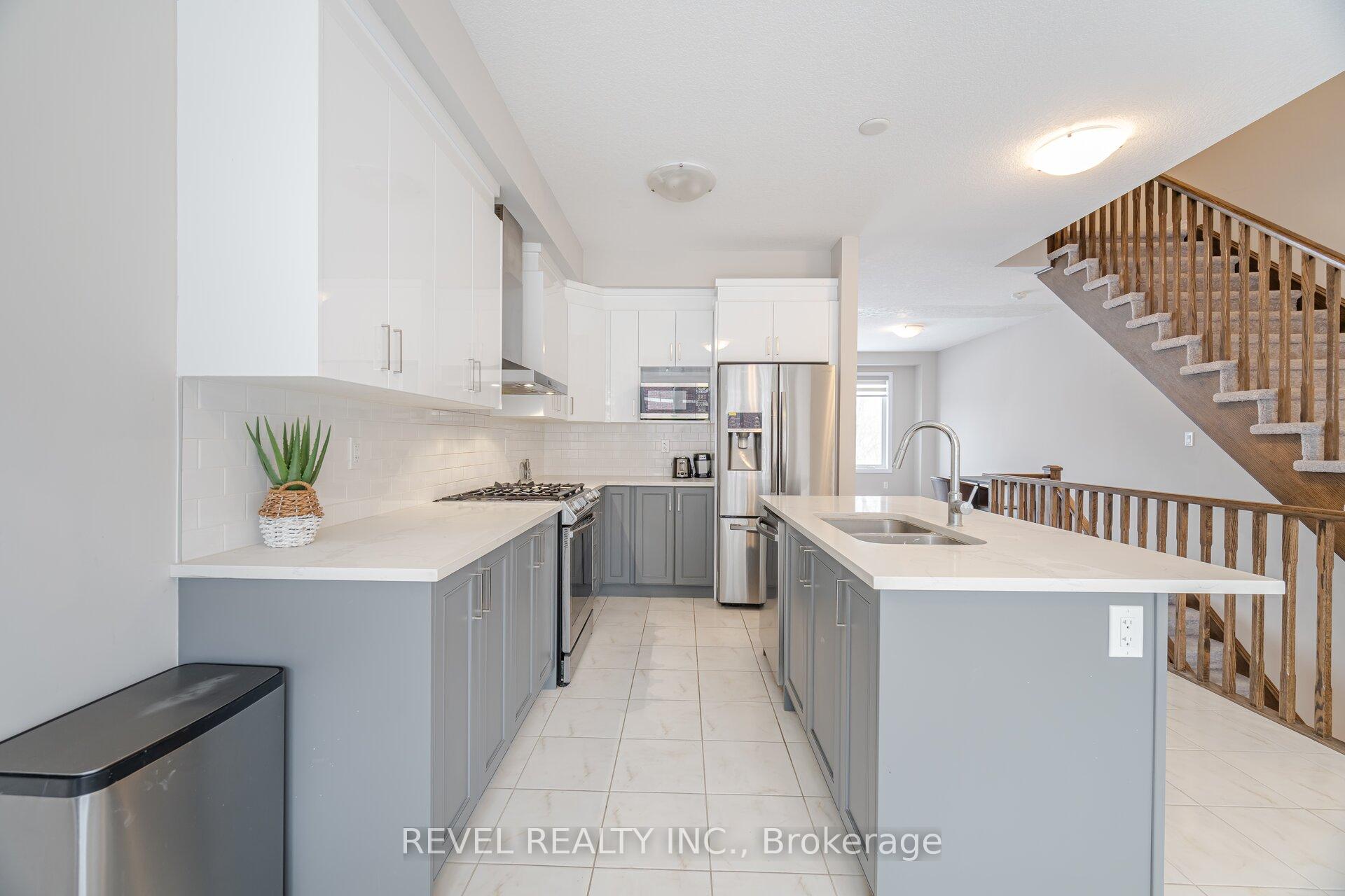Photo 14 of Unit 22, 445 Ontario Street S, Milton, Timberlea — HOMEH