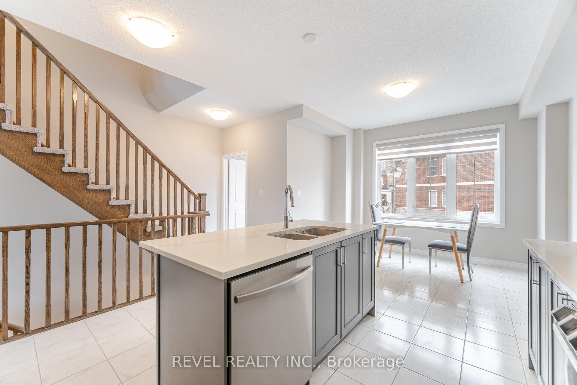 Photo 15 of Unit 22, 445 Ontario Street S, Milton, Timberlea — HOMEH