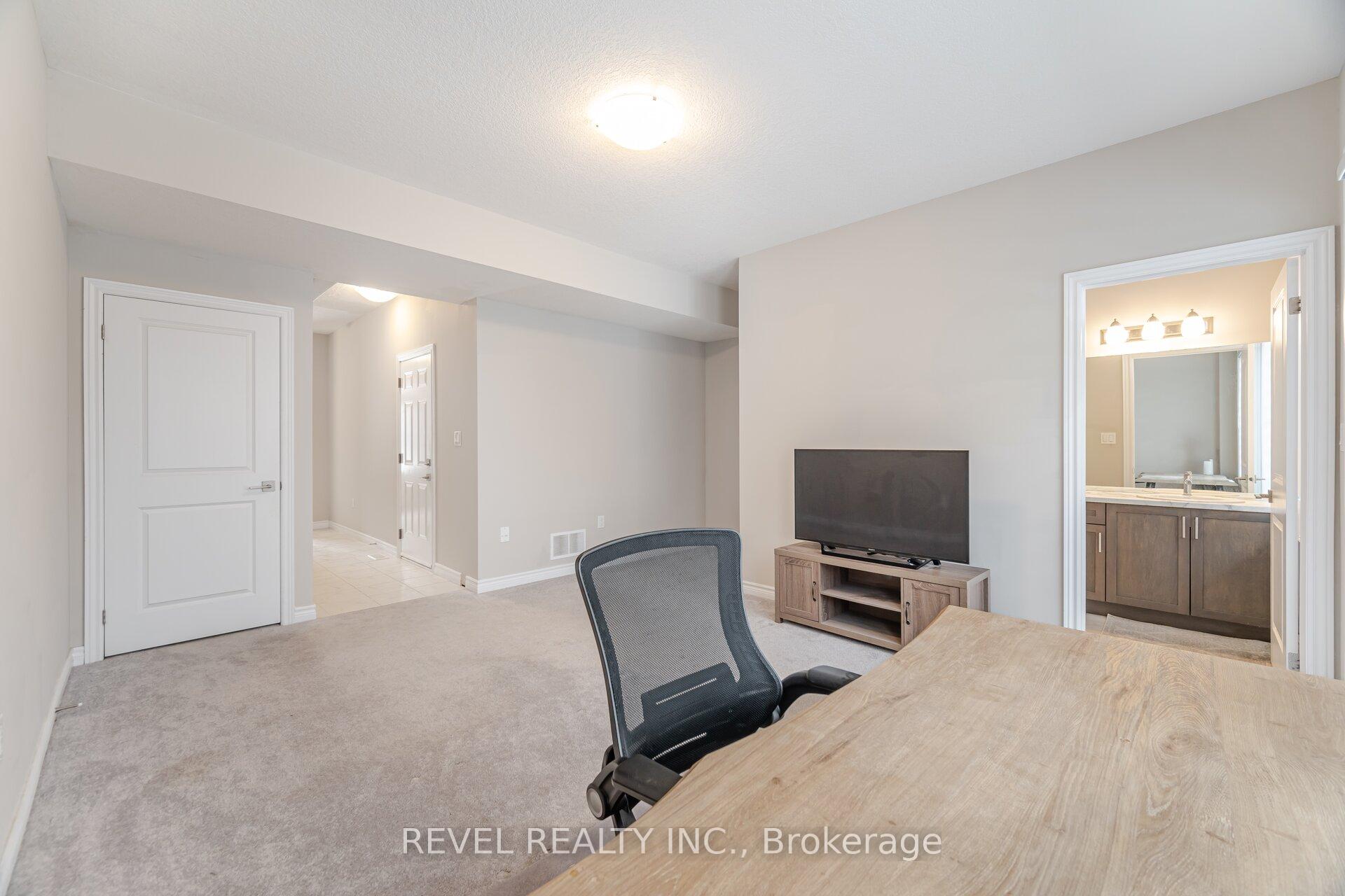 Photo 33 of Unit 22, 445 Ontario Street S, Milton, Timberlea — HOMEH