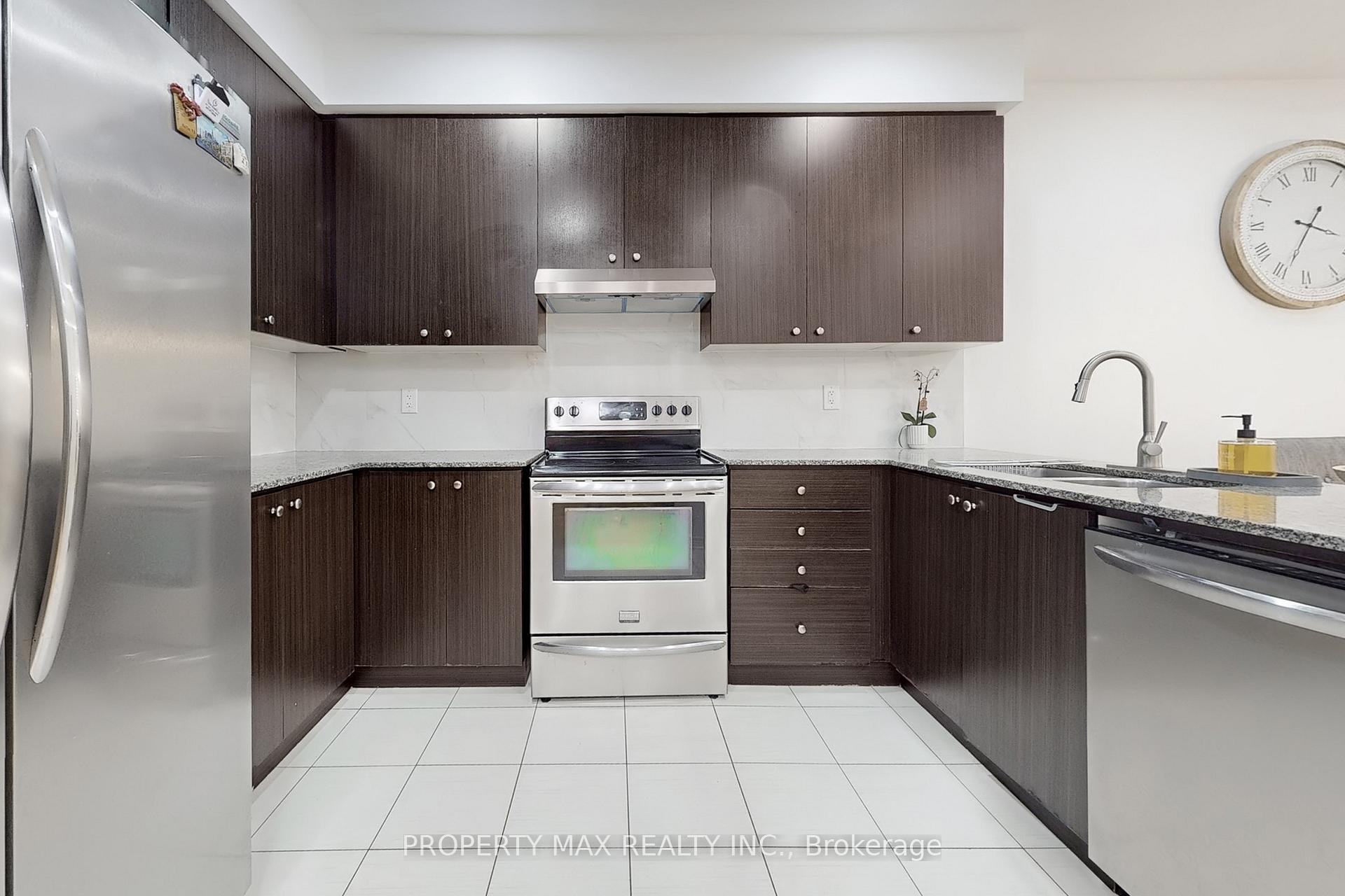 Photo 9 of 1577 Brandy Court, Pickering, Duffin Heights — HOMEH