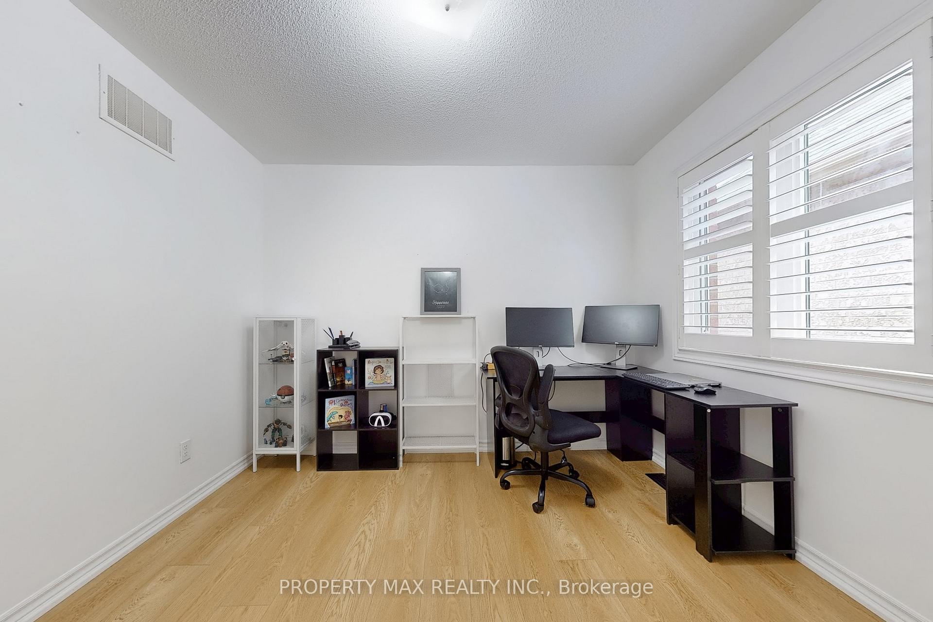 Photo 36 of 1577 Brandy Court, Pickering, Duffin Heights — HOMEH