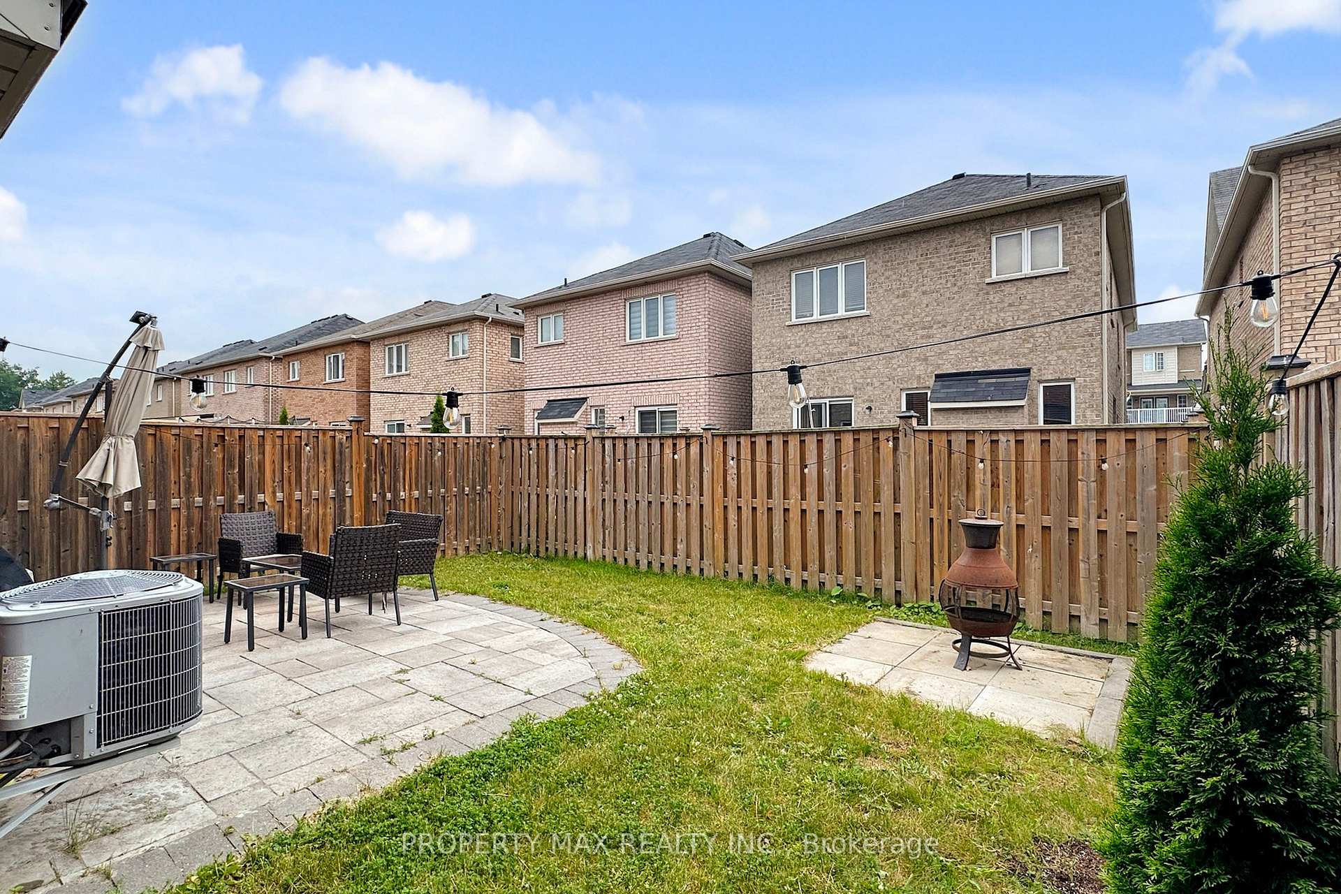 Photo 46 of 1577 Brandy Court, Pickering, Duffin Heights — HOMEH