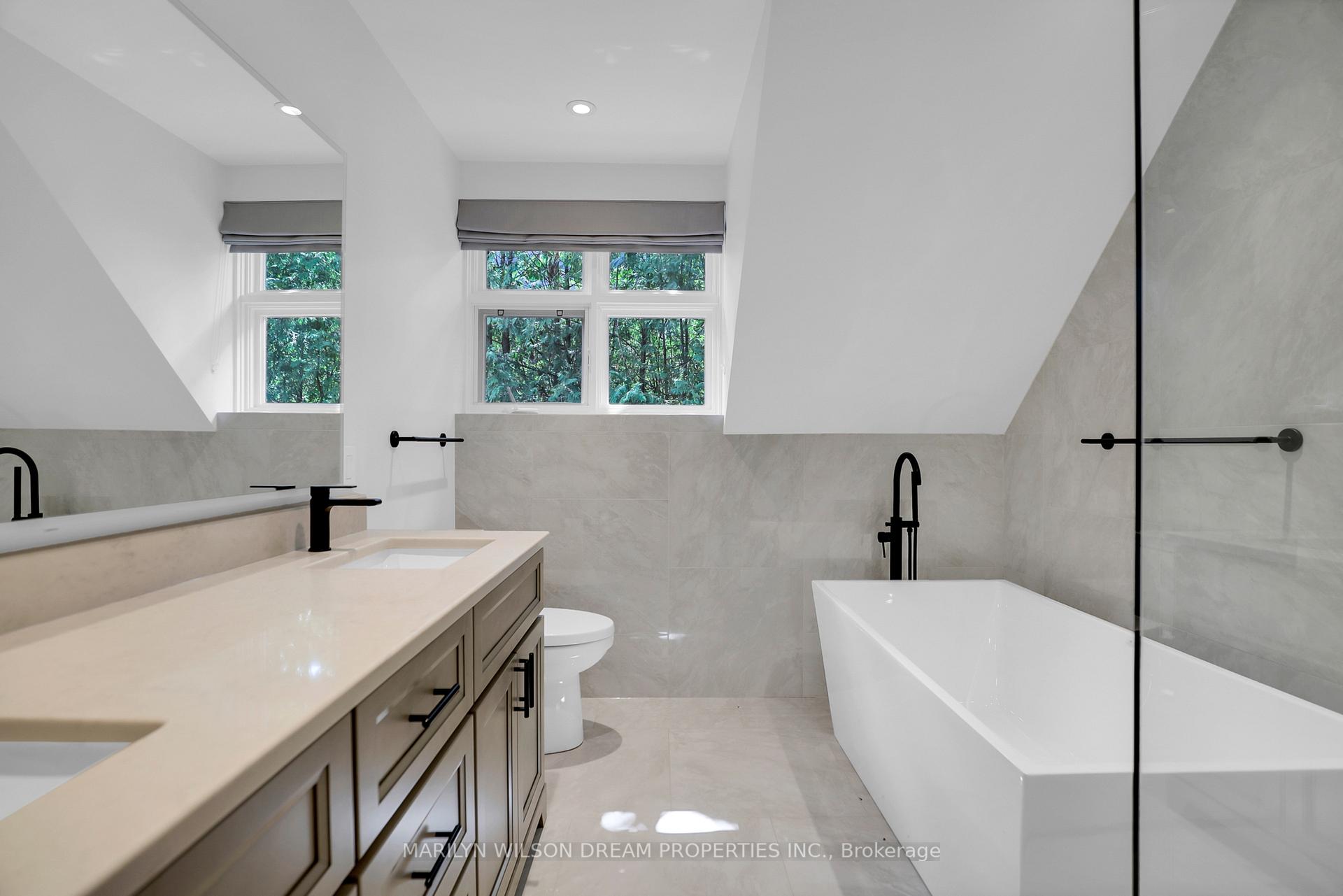 Photo 36 of 421 Lansdowne Road N, Ottawa, Rockcliffe — HOMEH