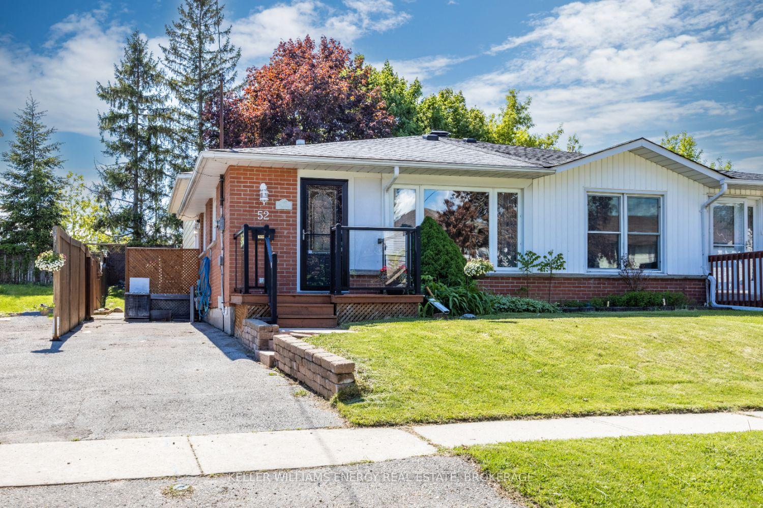 Photo 1 of 52 Vancouver Court, Oshawa, Vanier — HOMEH