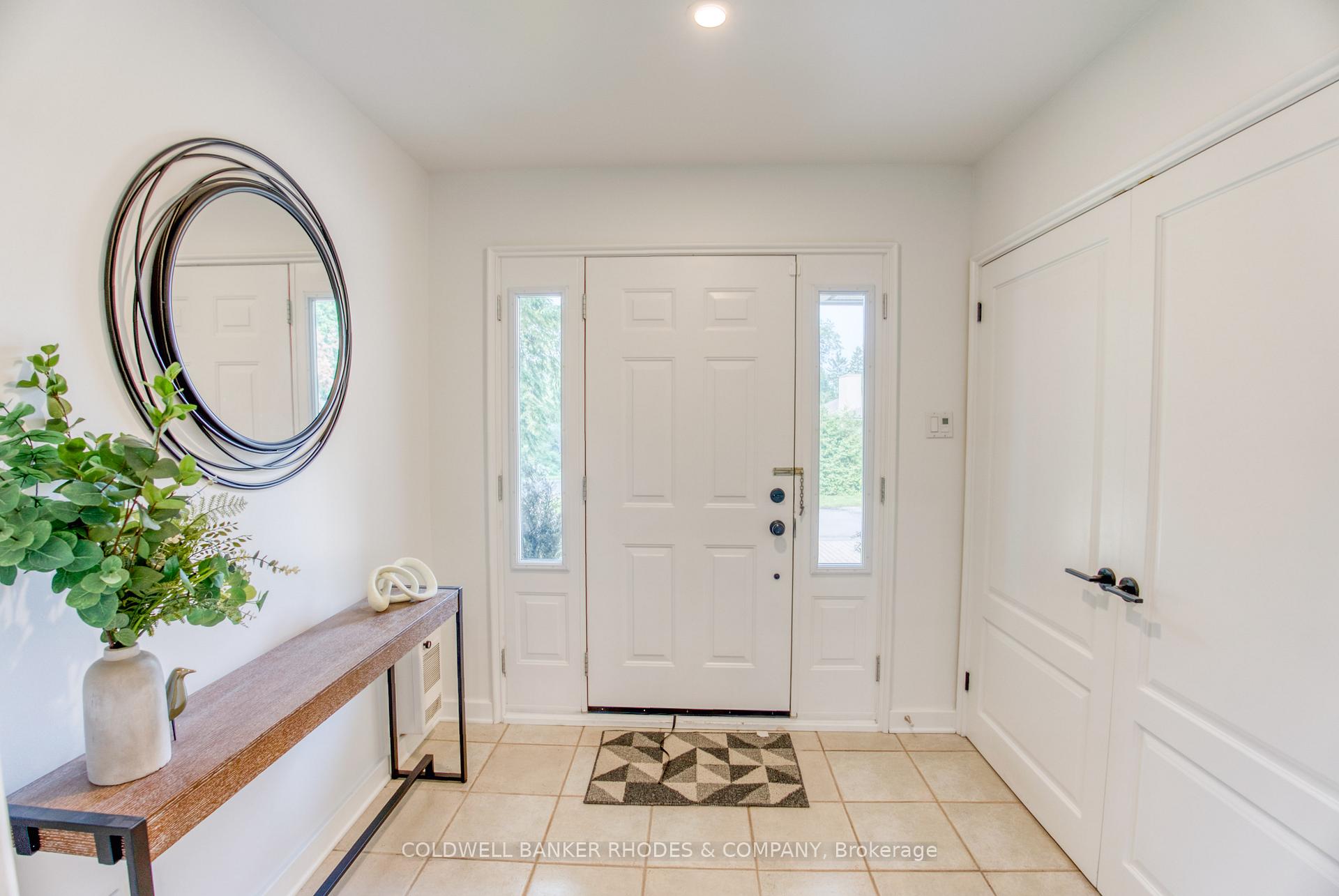 Photo 2 of 150 Lakeway Drive, Ottawa, Rockcliffe — HOMEH